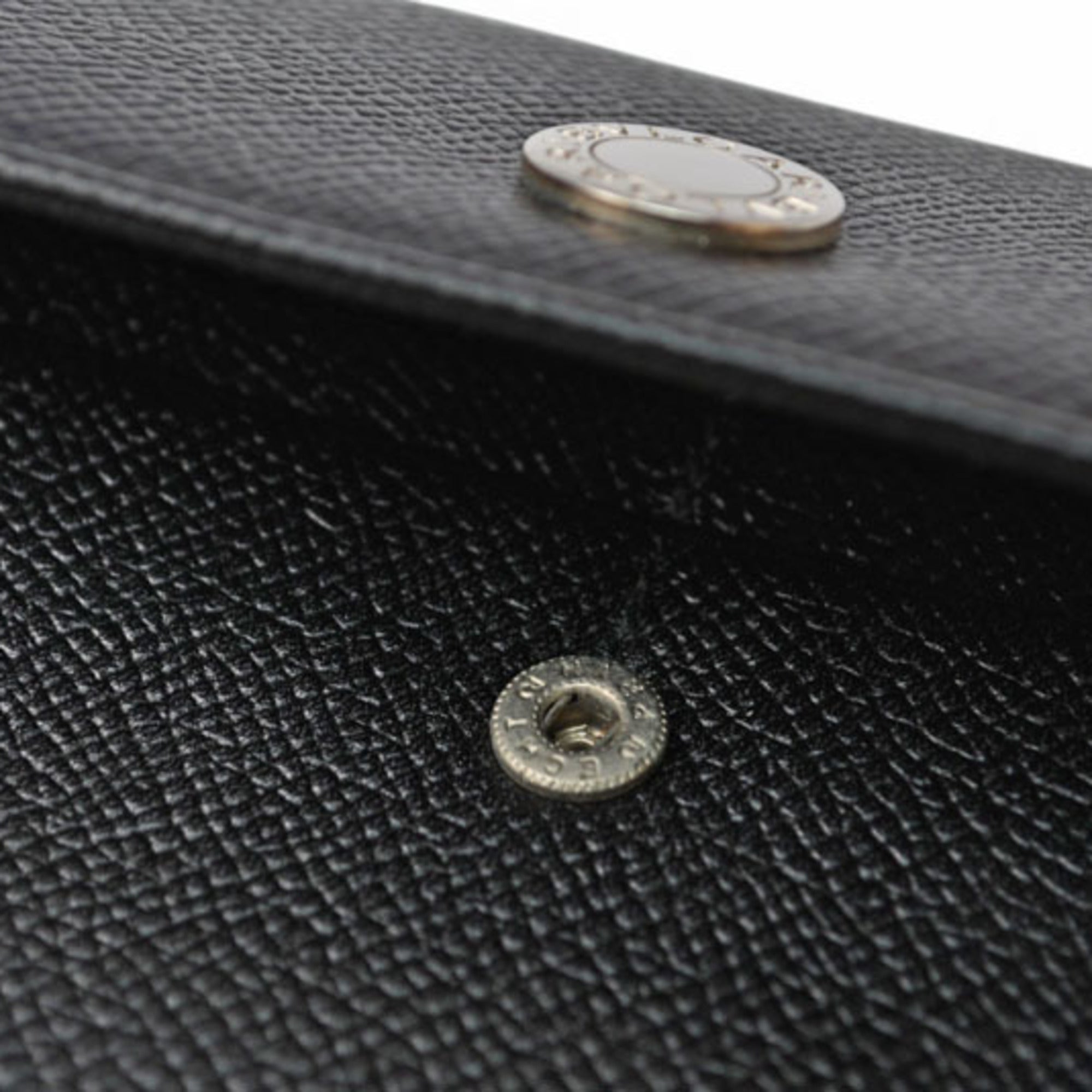 Bvlgari Black Leather Long Wallet (Bi-Fold) (Pre-Owned)