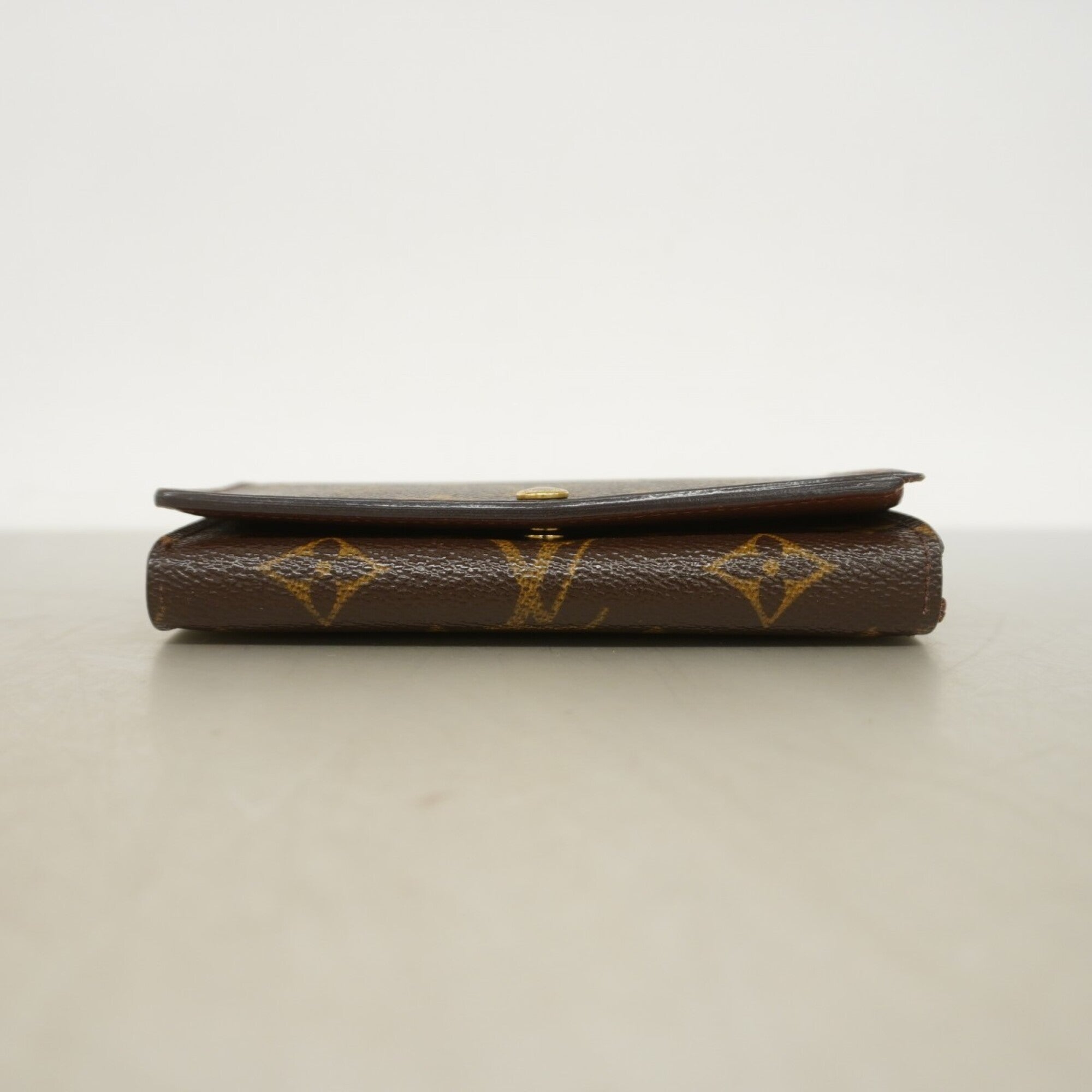 Louis Vuitton Brown Wallet (Bi-Fold) (Pre-Owned)