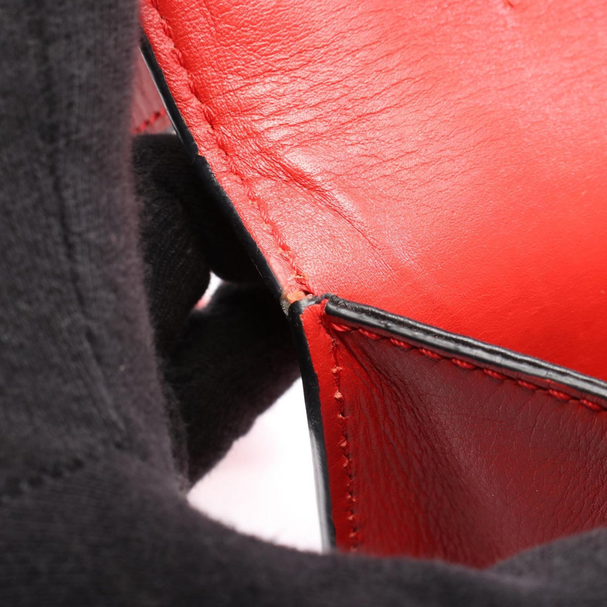 Loewe Red Color Leather Shoulder Bag (Pre-Owned)