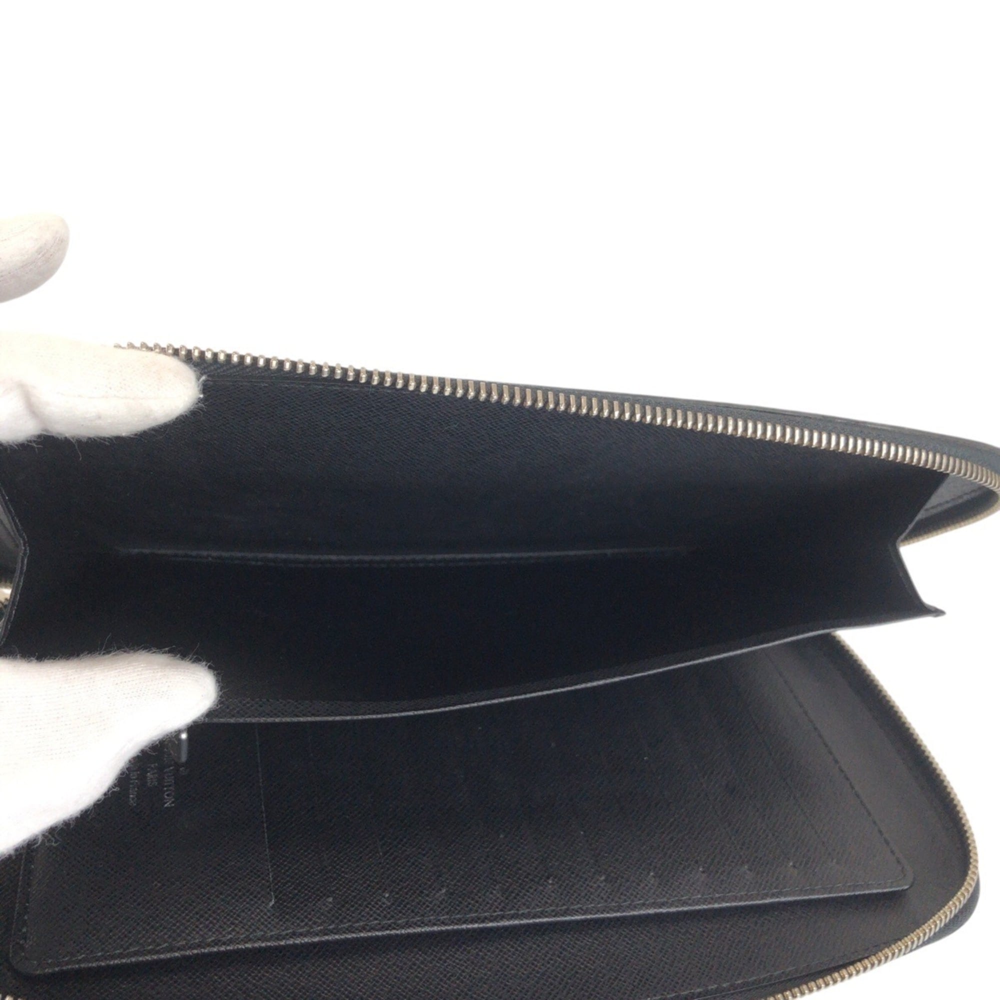 Louis Vuitton Black Leather Long Wallet (Bi-Fold) (Pre-Owned)