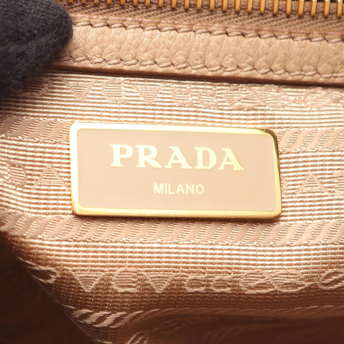 Prada Pink Leather Handbag (Pre-Owned)