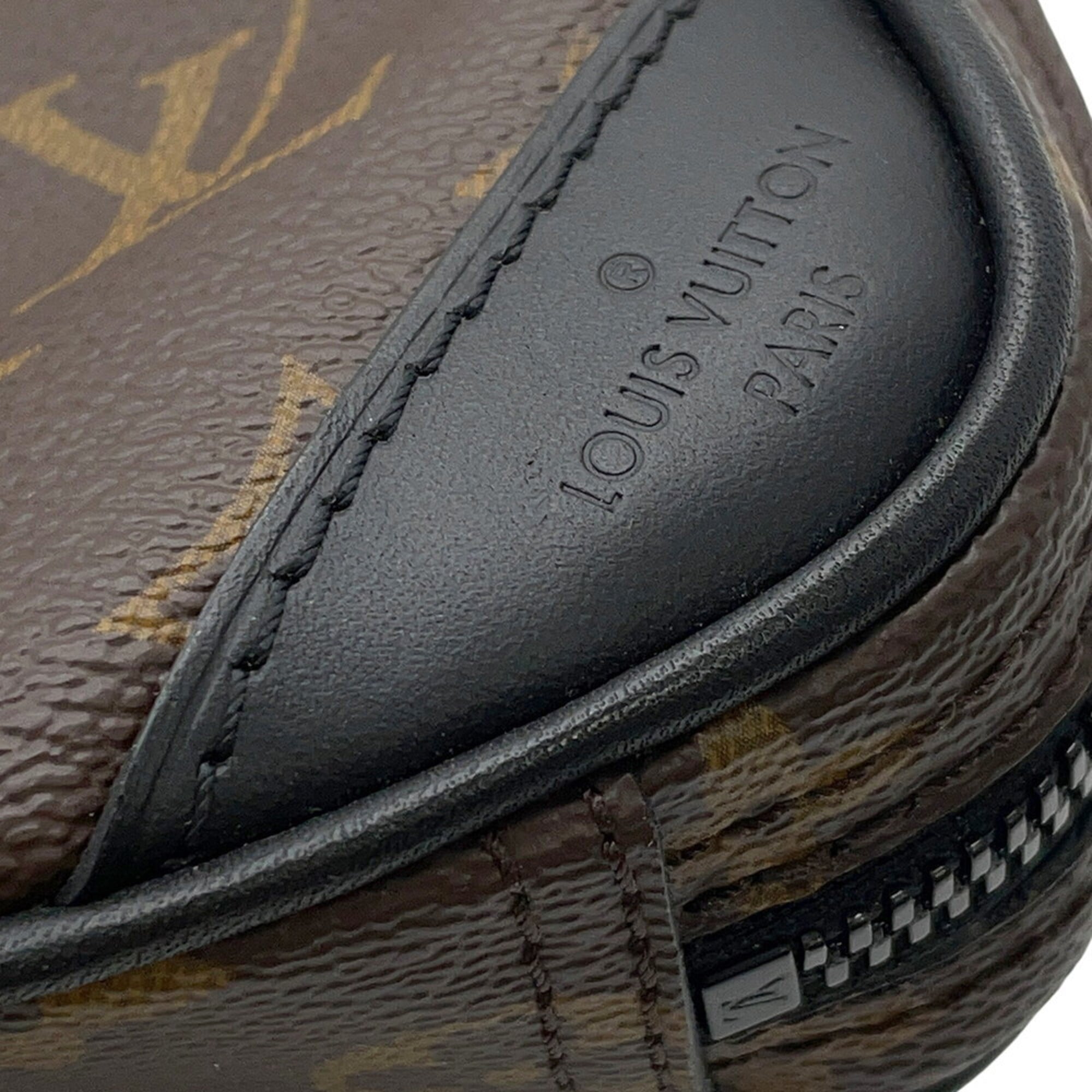 Louis Vuitton Monogram Black Monogram Noir Monogram Handbag Sling Bag (Pre-Owned)