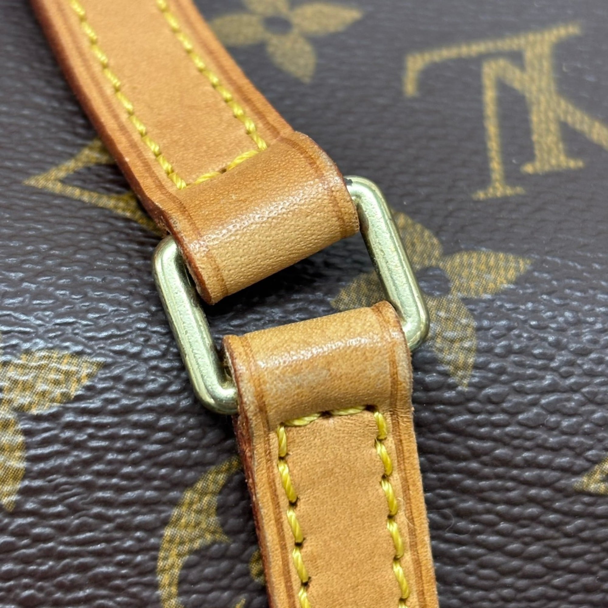Louis Vuitton Brown Monogram Monogram Handbag (Pre-Owned)