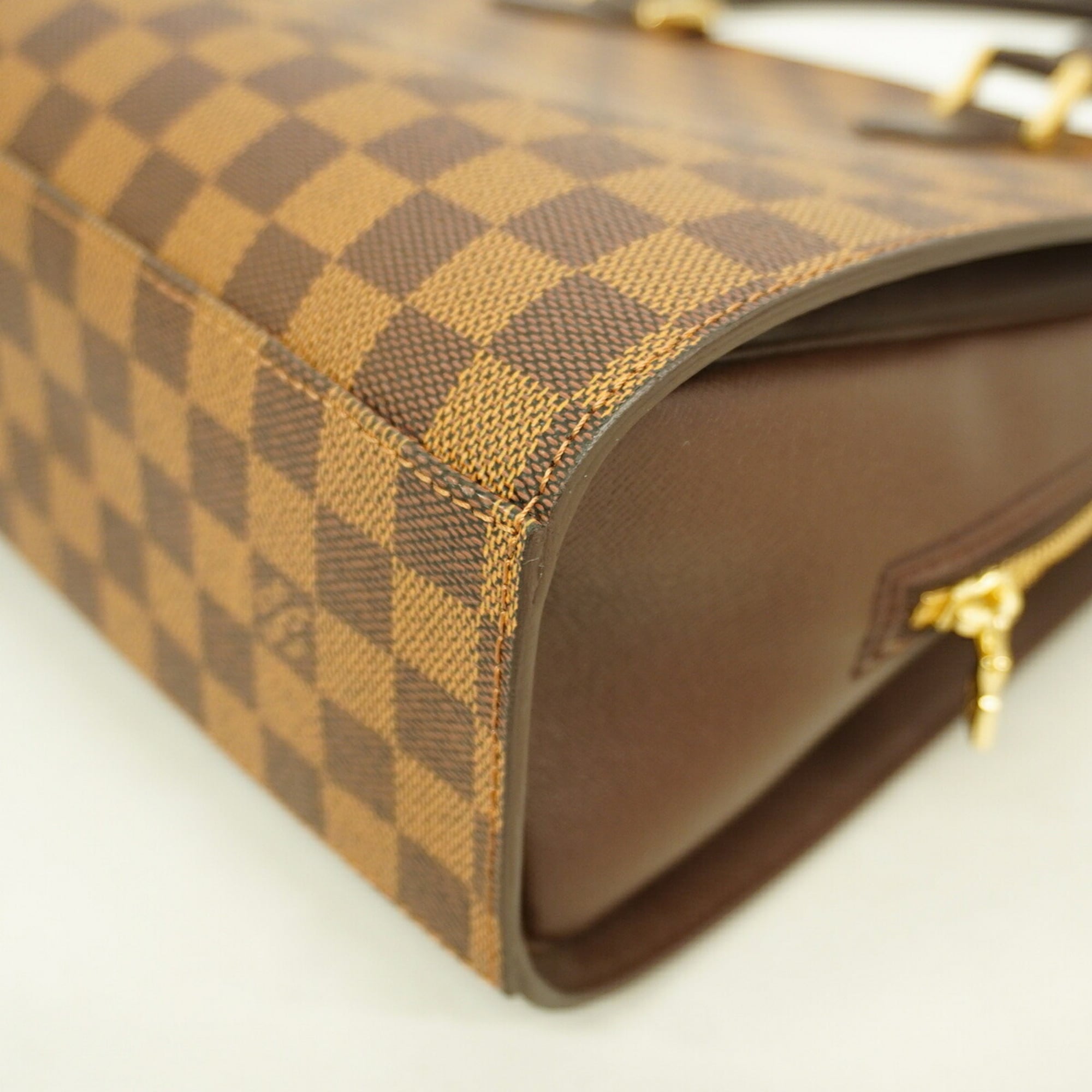 Louis Vuitton Ebene Handbag (Pre-Owned)