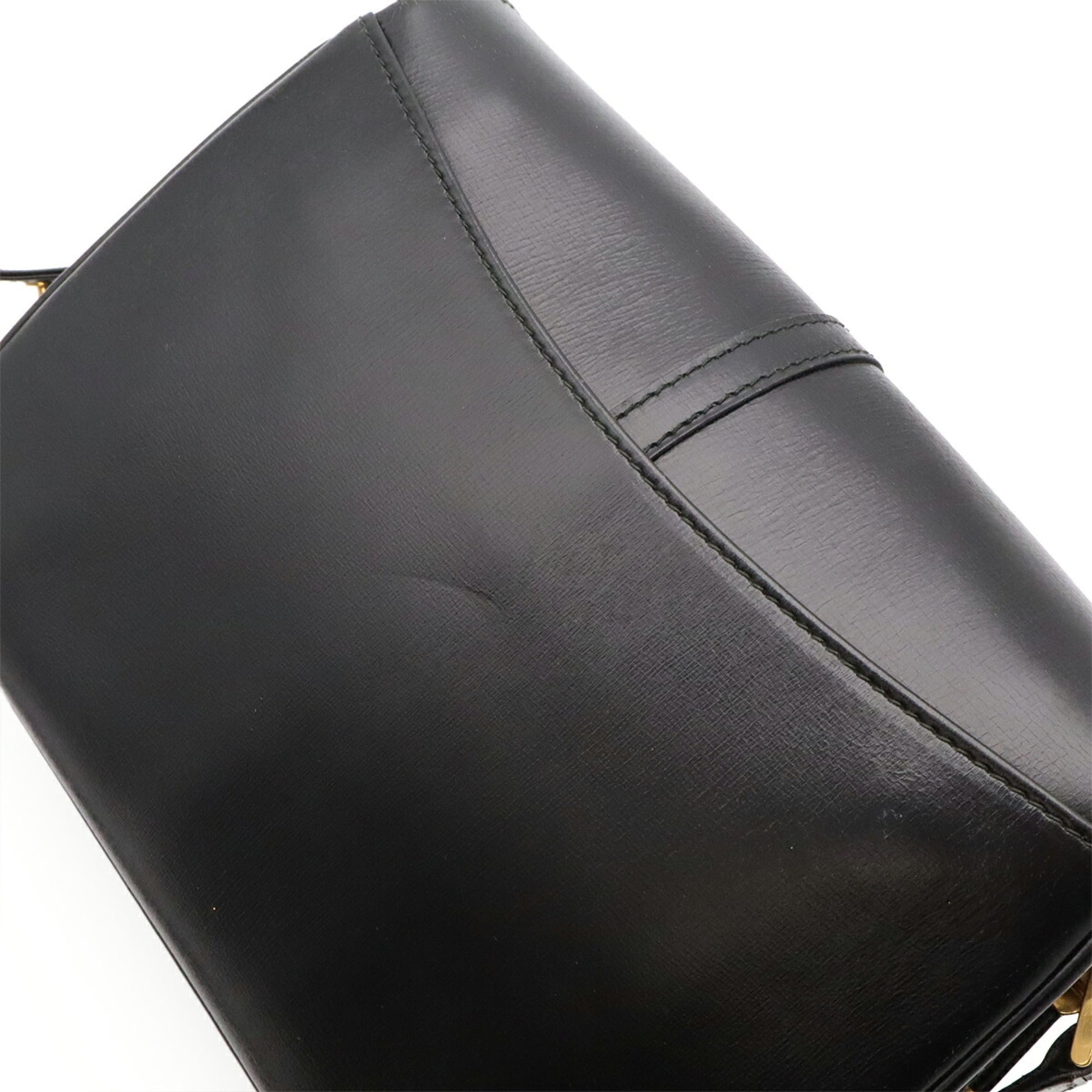 Bally Black Leather Shoulder Bag (Pre-Owned)