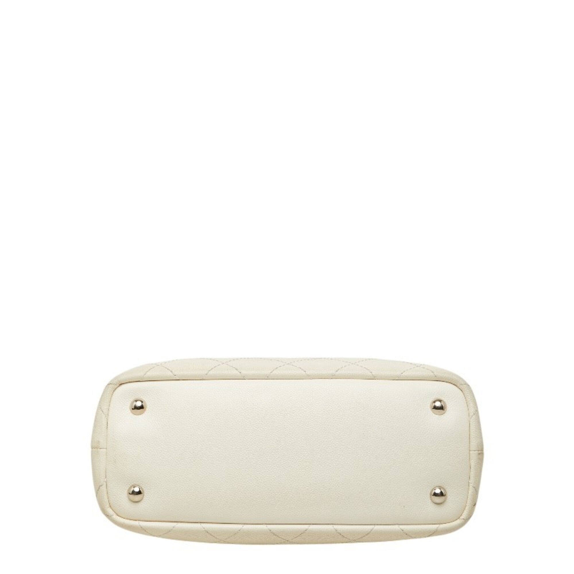 Chanel White Grained Calfskin Shoulder Bag Tote Bag (Pre-Owned)