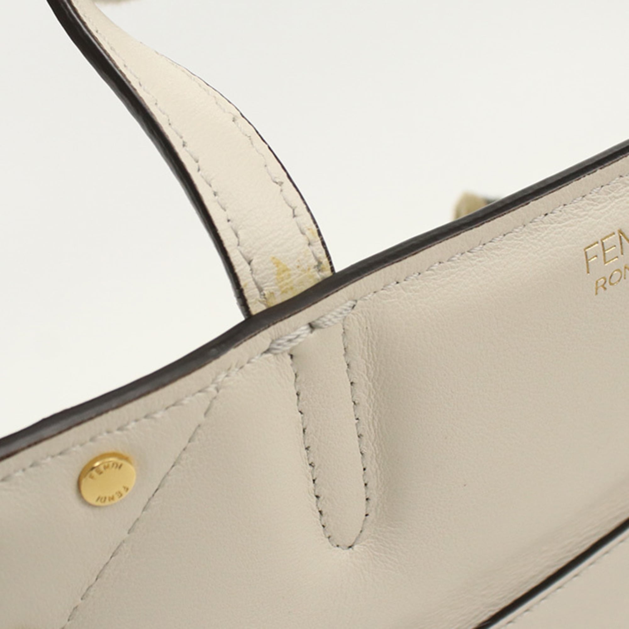 Fendi Ivory Leather Tote Bag (Pre-Owned)