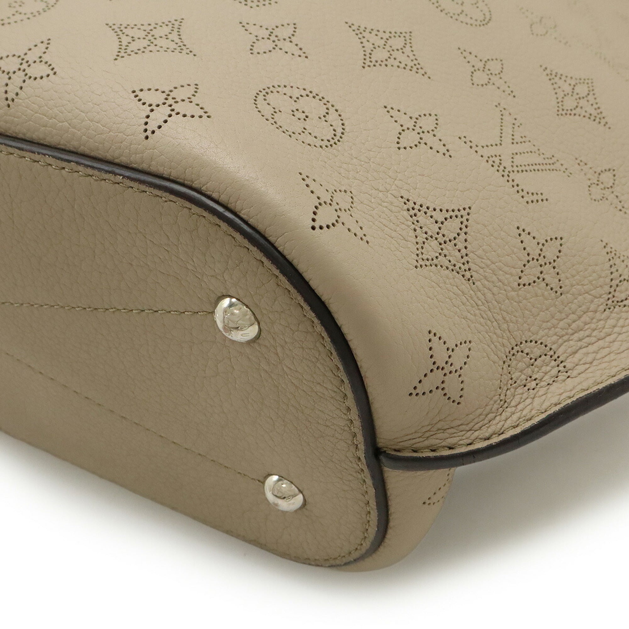 Louis Vuitton Galle Grayish Mahina Leather Handbag Shoulder Bag Tote Bag (Pre-Owned)