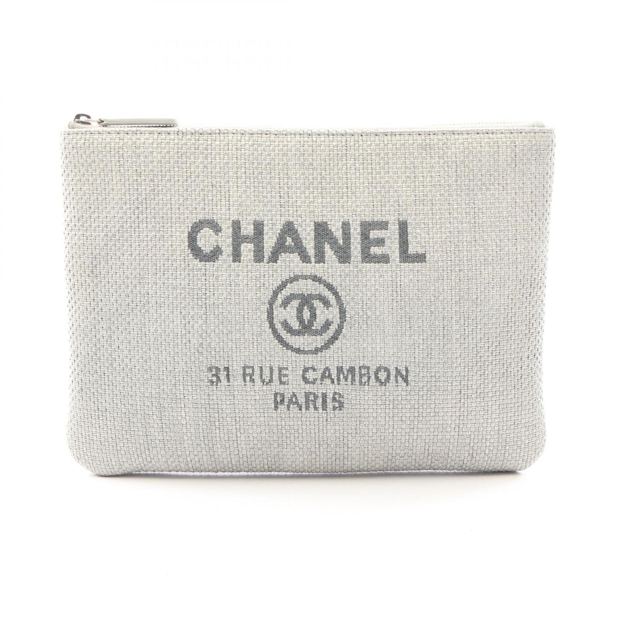 Chanel Gray Straw Clutch Bag Handbag (Pre-Owned)