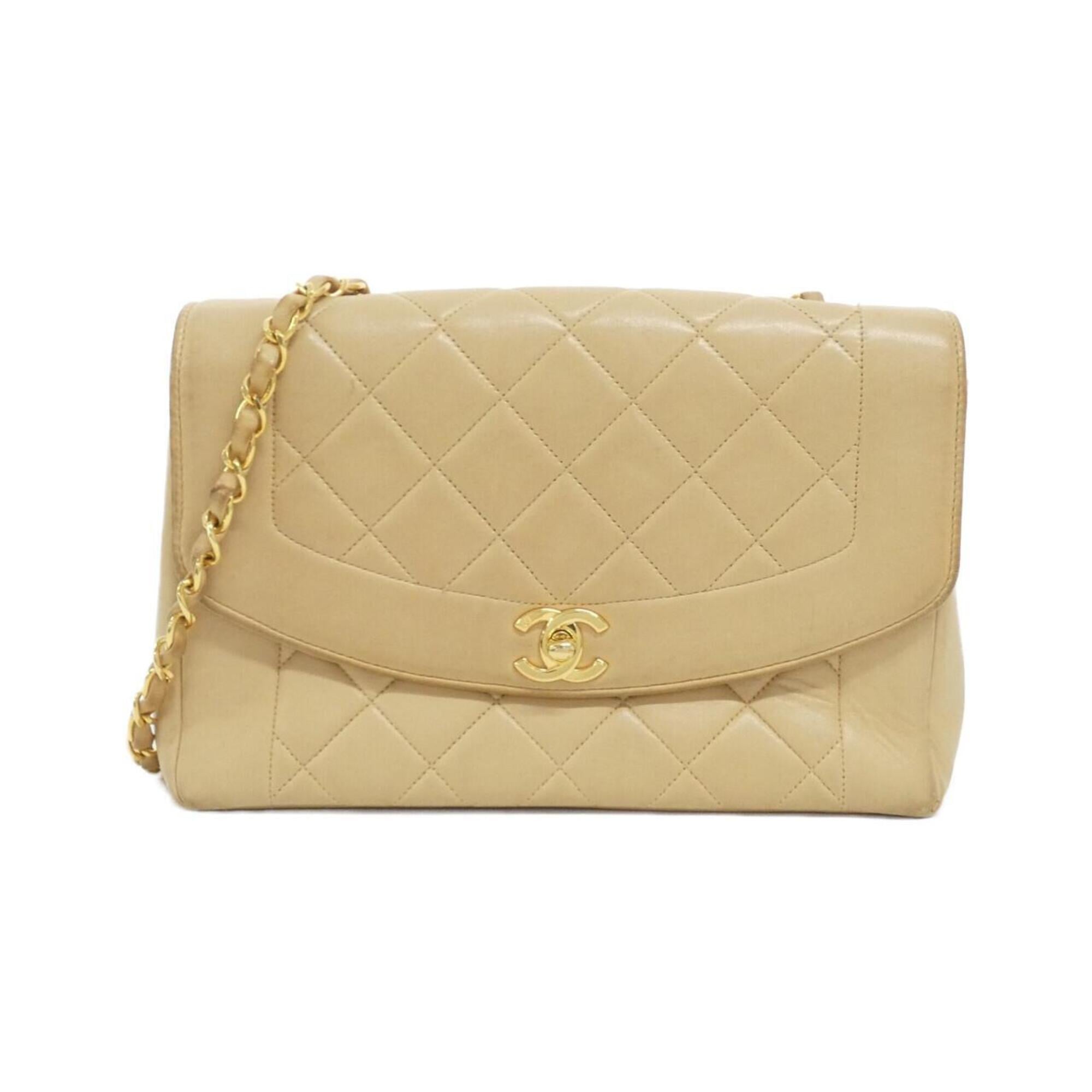 Chanel Beige Leather Shoulder Bag (Pre-Owned)