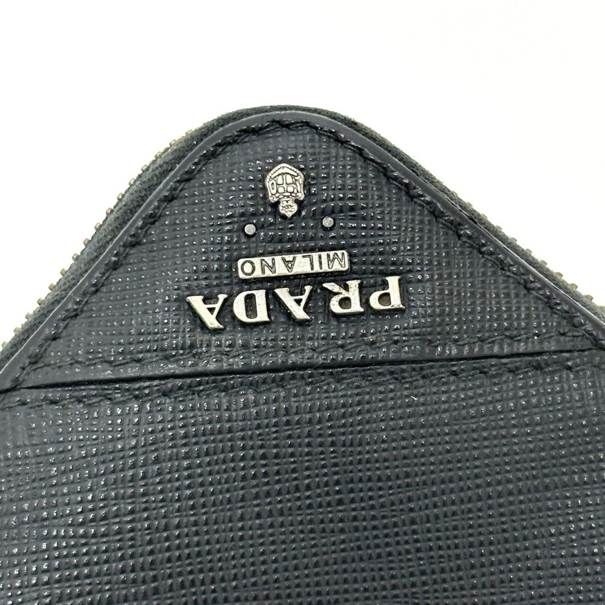 Prada Black Saffiano Long Wallet (Bi-Fold) (Pre-Owned)