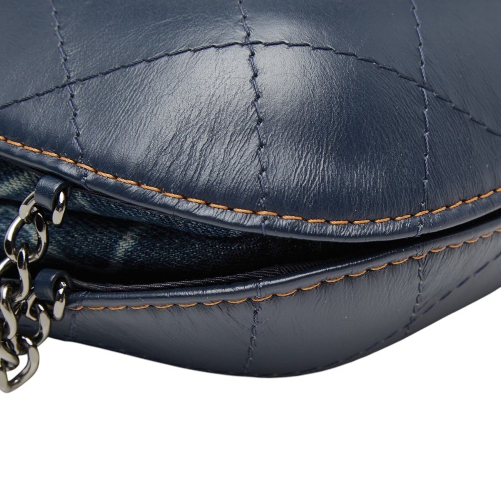 Chanel Blue Denim Leather Shoulder Bag (Pre-Owned)