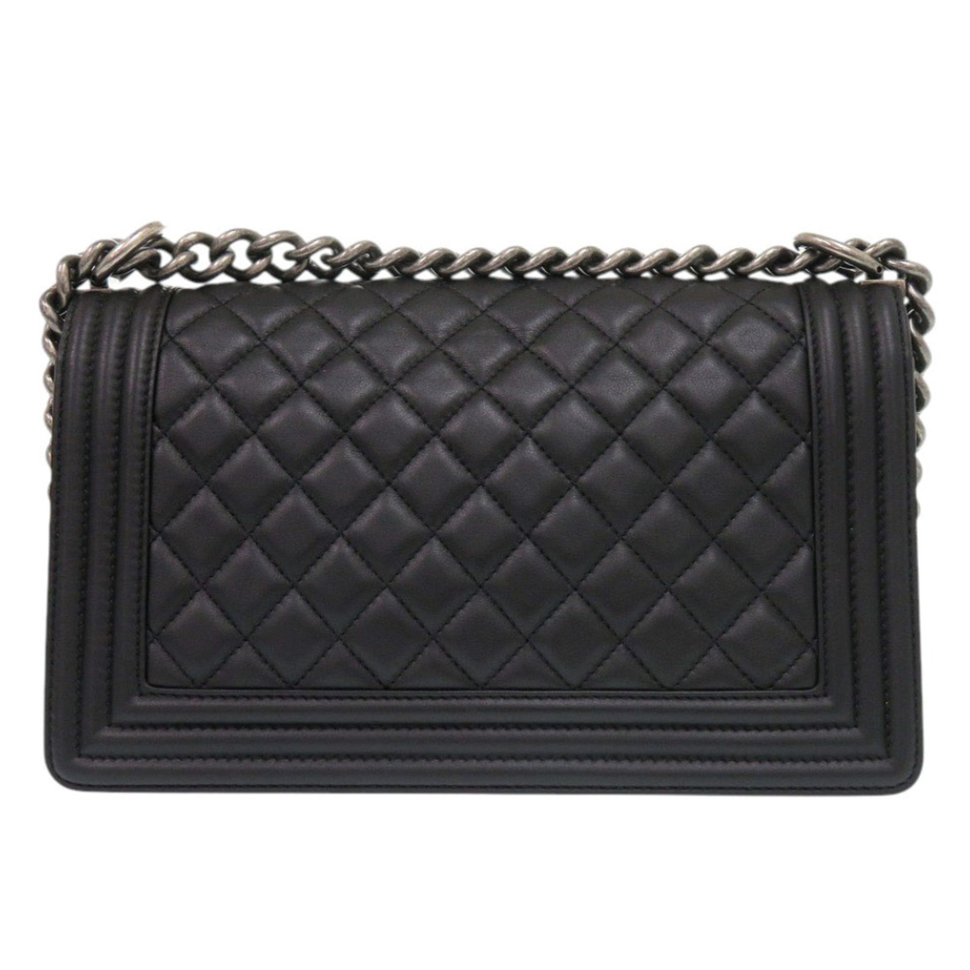 Chanel Black Leather Shoulder Bag (Pre-Owned)