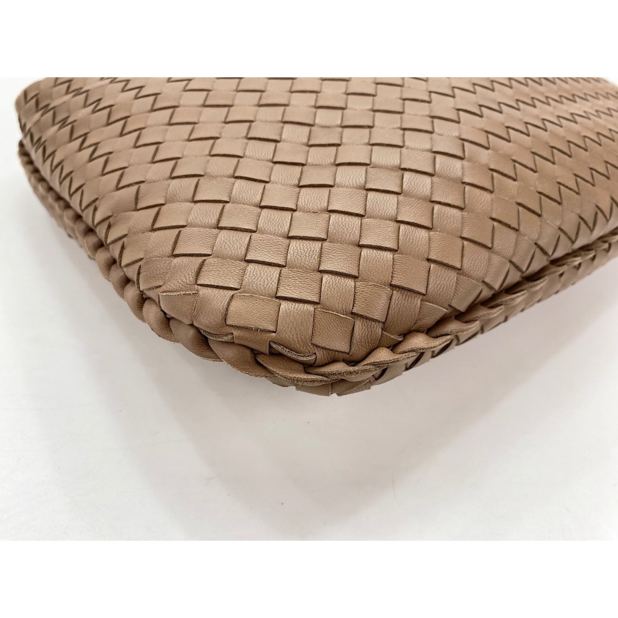 Bottega Veneta Brown Leather Handbag (Pre-Owned)