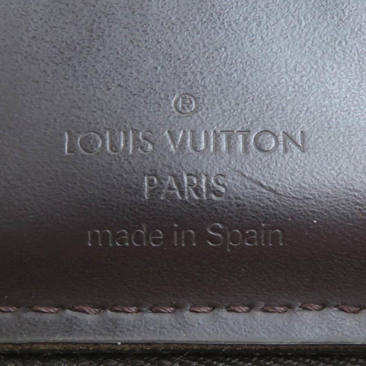 Louis Vuitton Coffee Monogram Glacé Leather Wallet (Bi-Fold) (Pre-Owned)