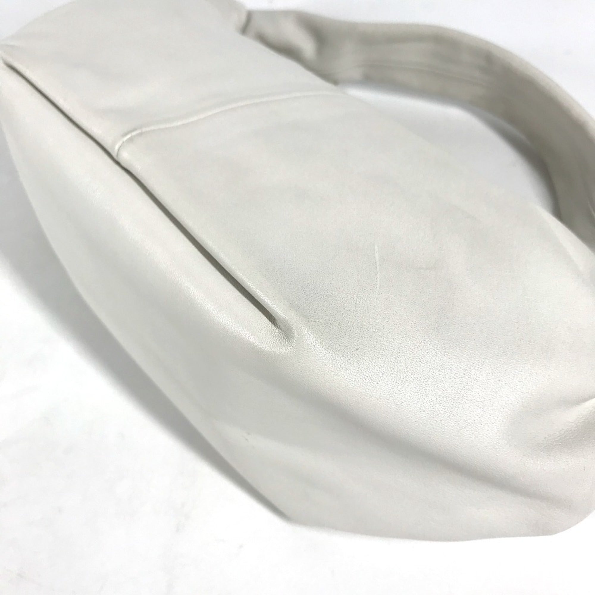 Bottega Veneta White Leather Handbag (Pre-Owned)