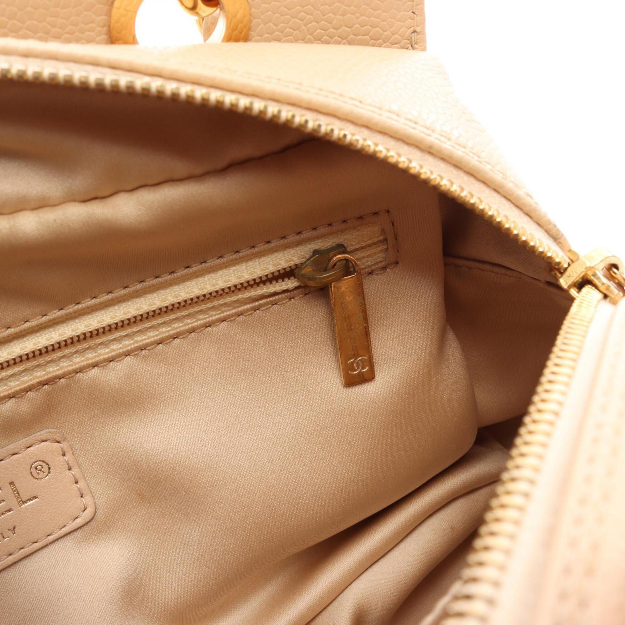 Chanel Beige Leather Handbag Shoulder Bag (Pre-Owned)