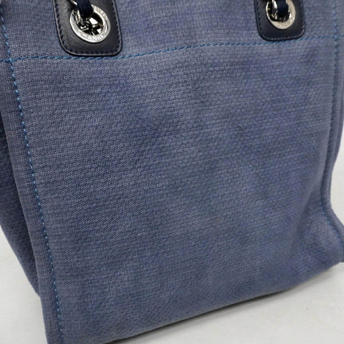 Chanel Navy Canvas Tote Bag (Pre-Owned)