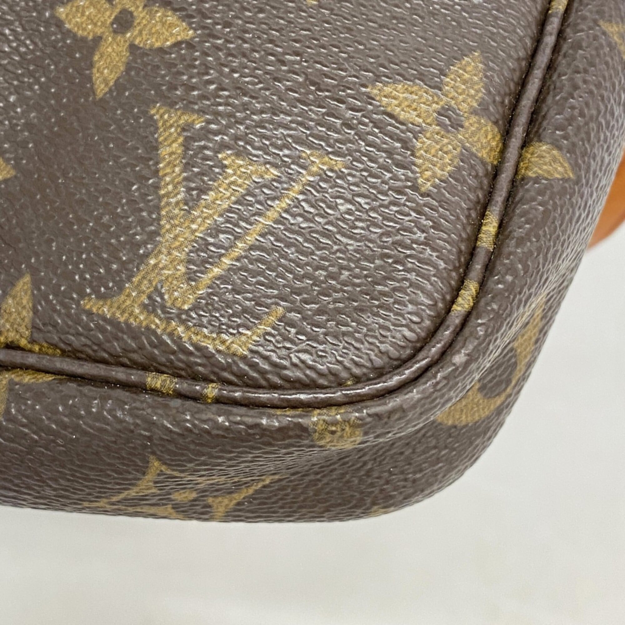 Louis Vuitton Brown Pouch (Pre-Owned)