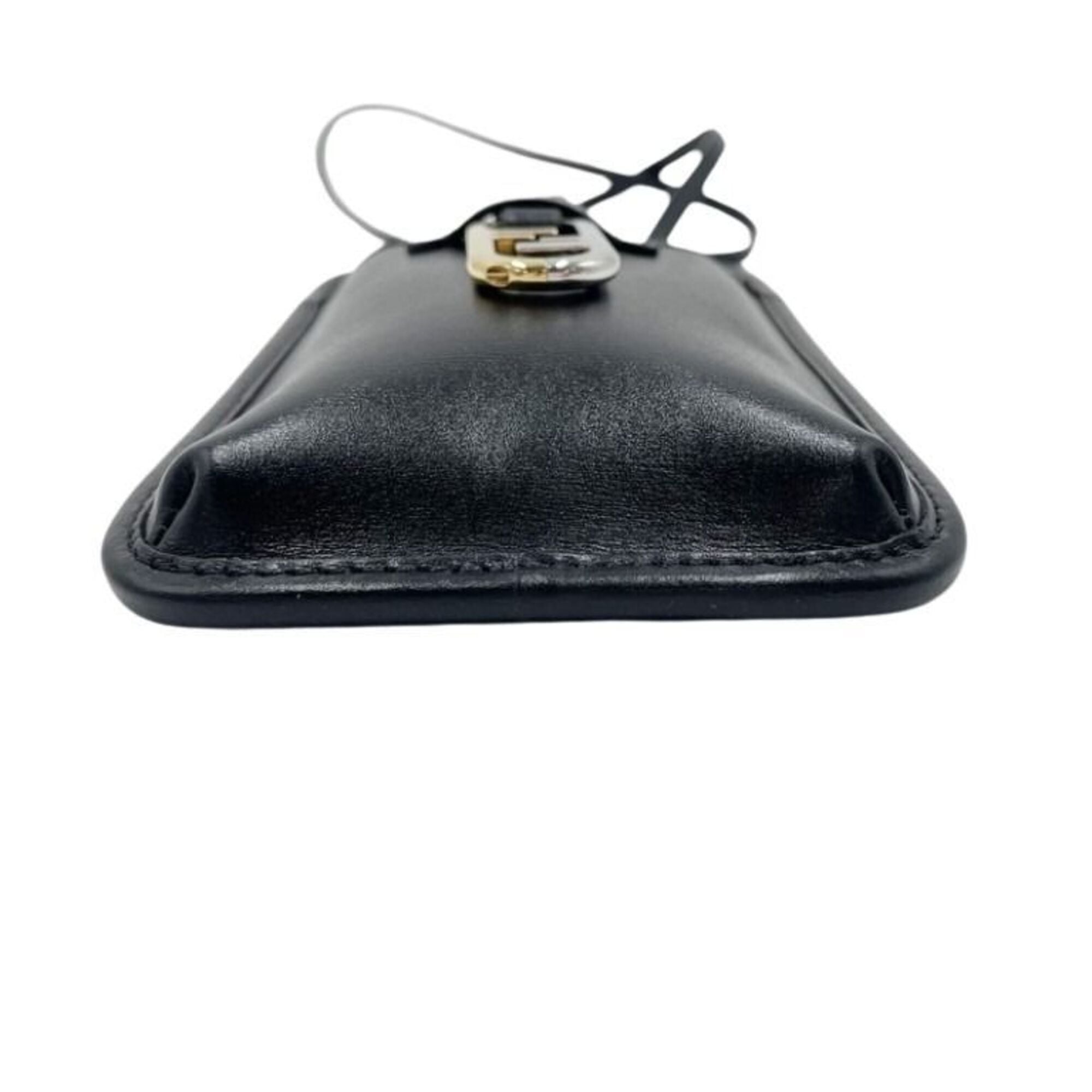 Fendi Black Leather Pouch Shoulder Bag (Pre-Owned)