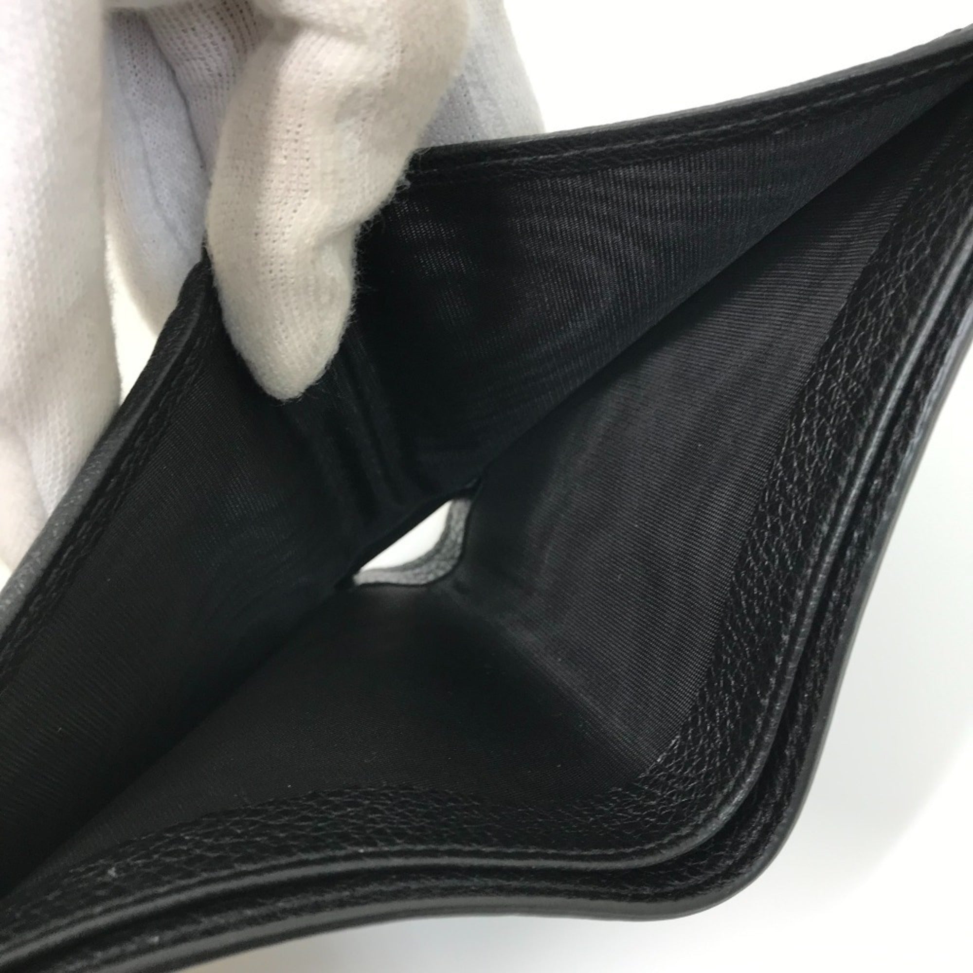 Gucci Black Leather Wallet (Bi-Fold) (Pre-Owned)