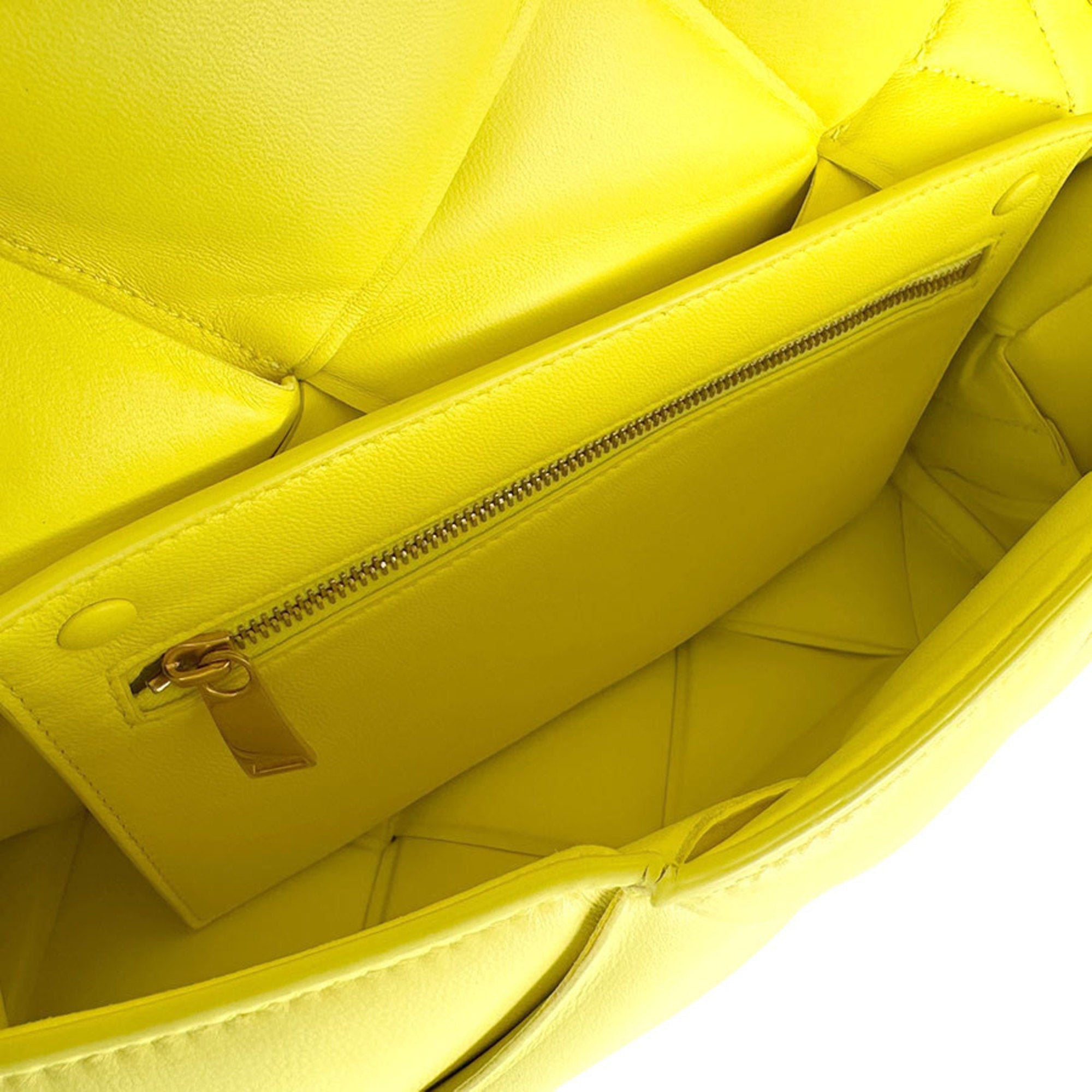 Bottega Veneta Yellow Leather Shoulder Bag (Pre-Owned)