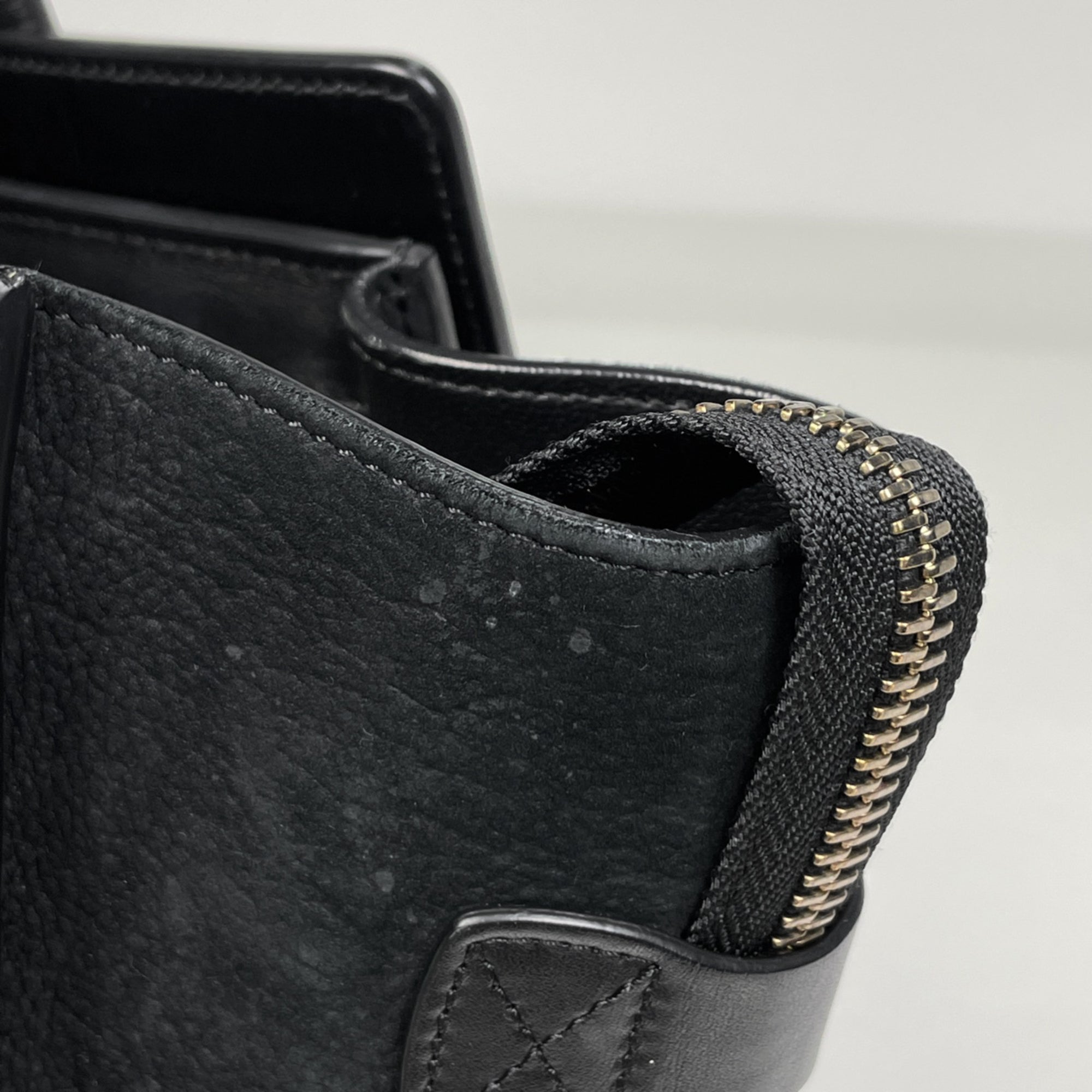 Celine Black White Leather Handbag (Pre-Owned)