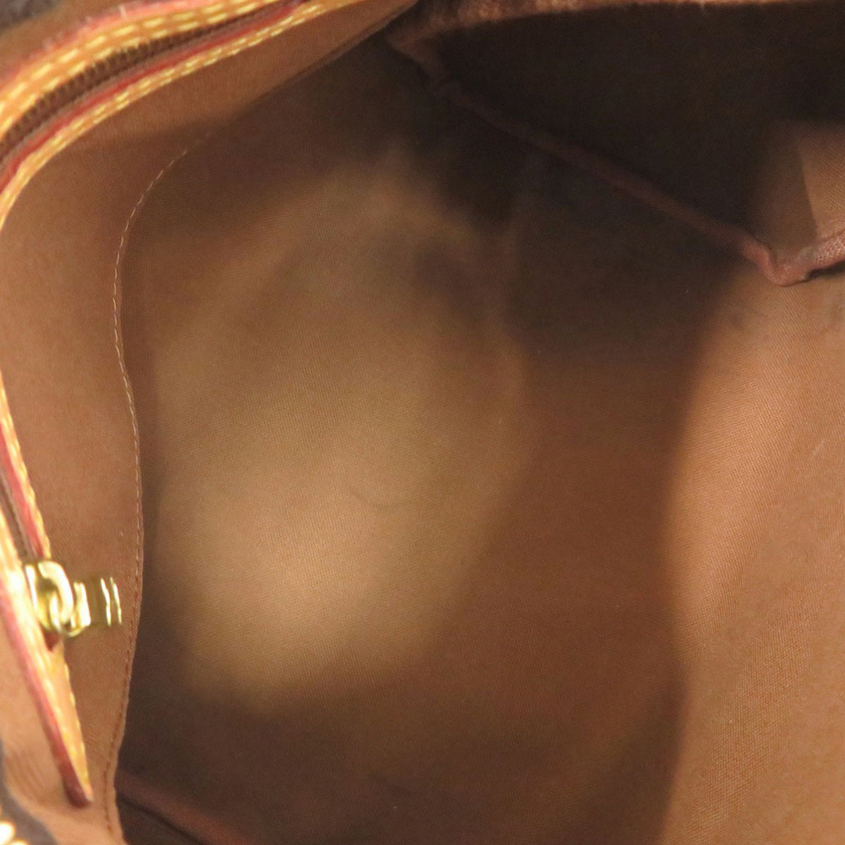 Louis Vuitton Brown Monogram Monogram Handbag (Pre-Owned)