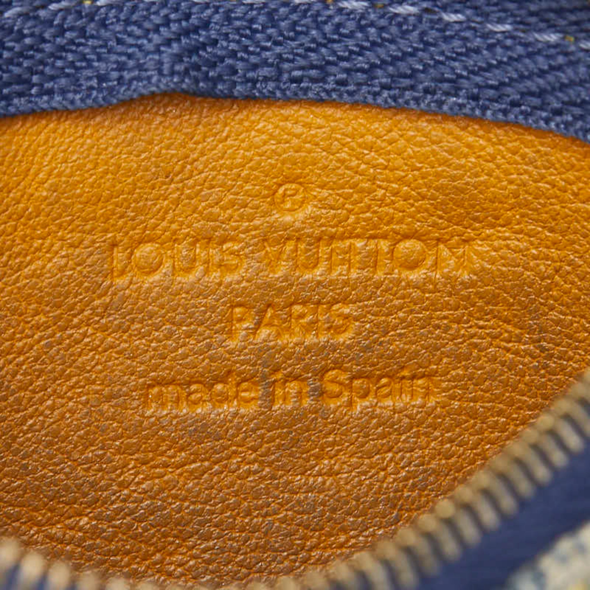 Louis Vuitton Blue Monogram Denim Pochette (Pre-Owned)