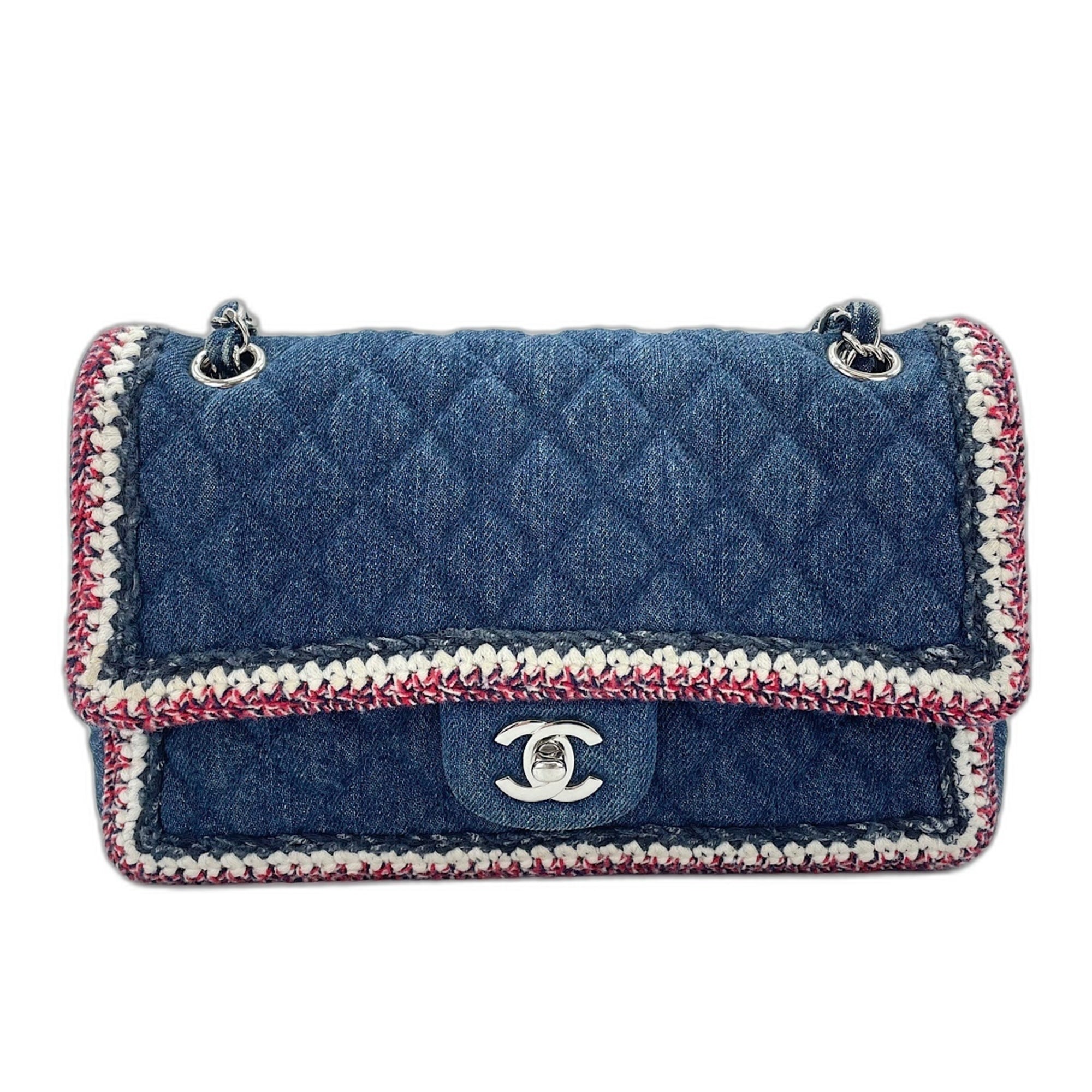 Chanel Matelasse Navy Shoulder Bag (Pre-Owned)