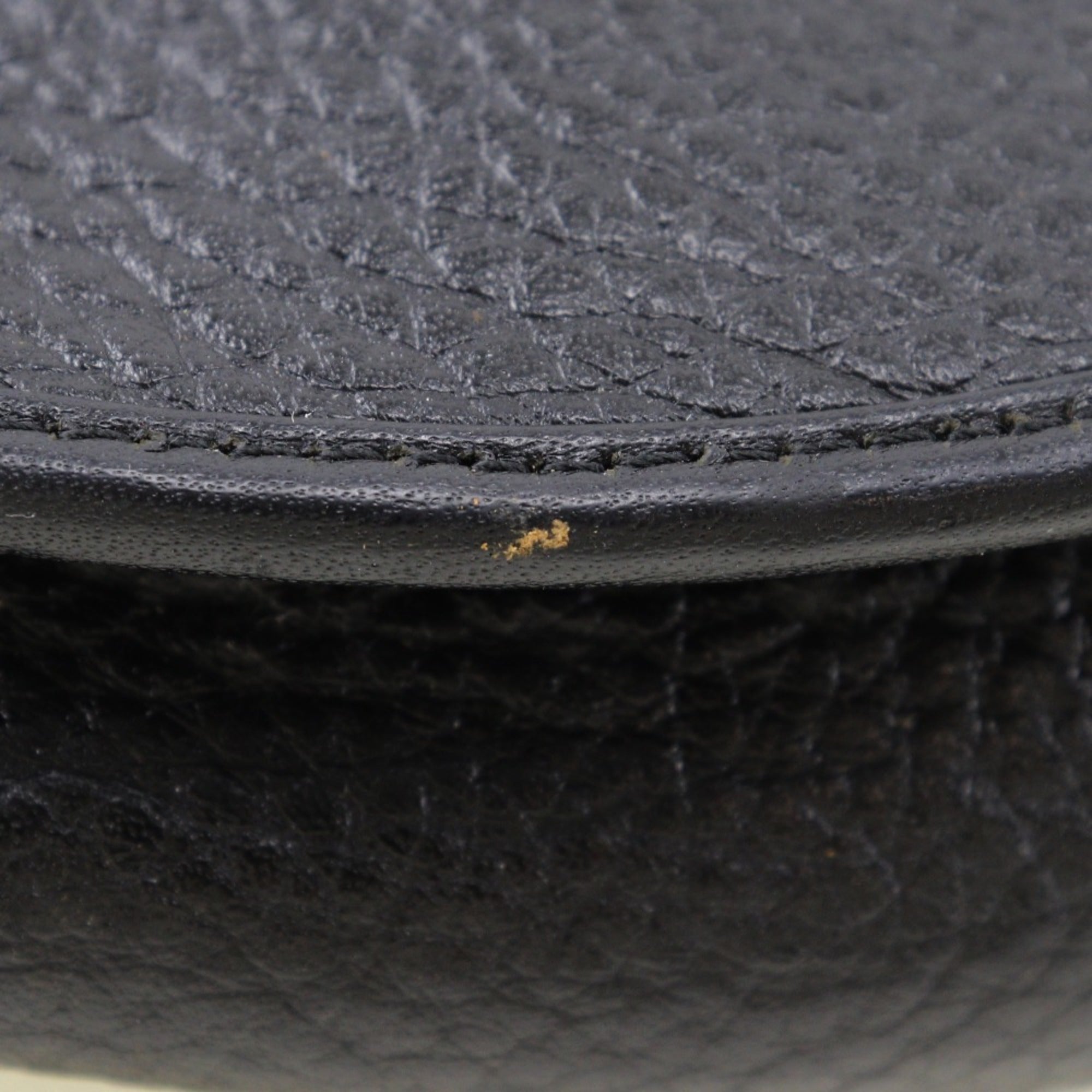 Christian Dior Black Leather Pochette Shoulder Bag (Pre-Owned)