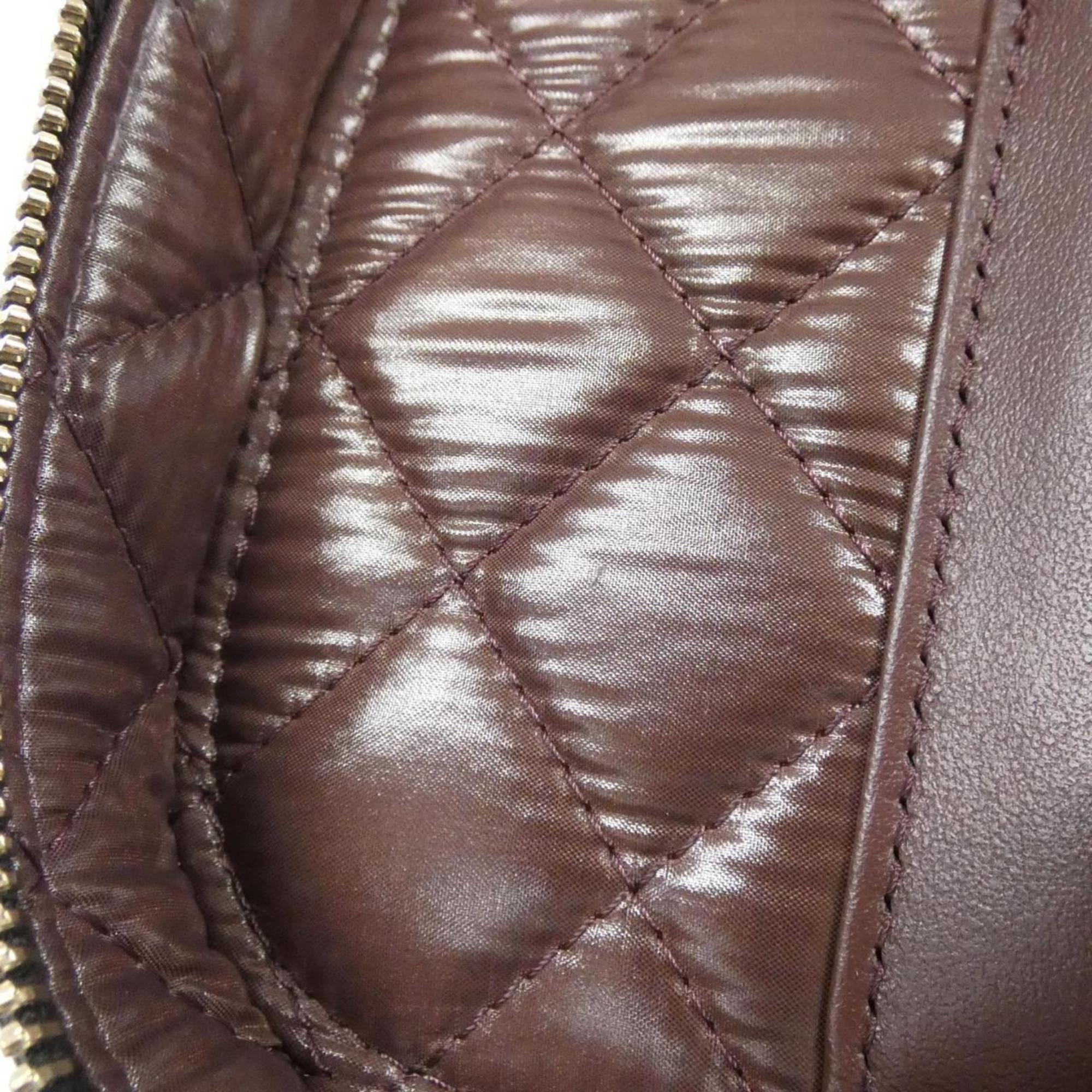 Chanel Black Grained Calfskin Handbag (Pre-Owned)