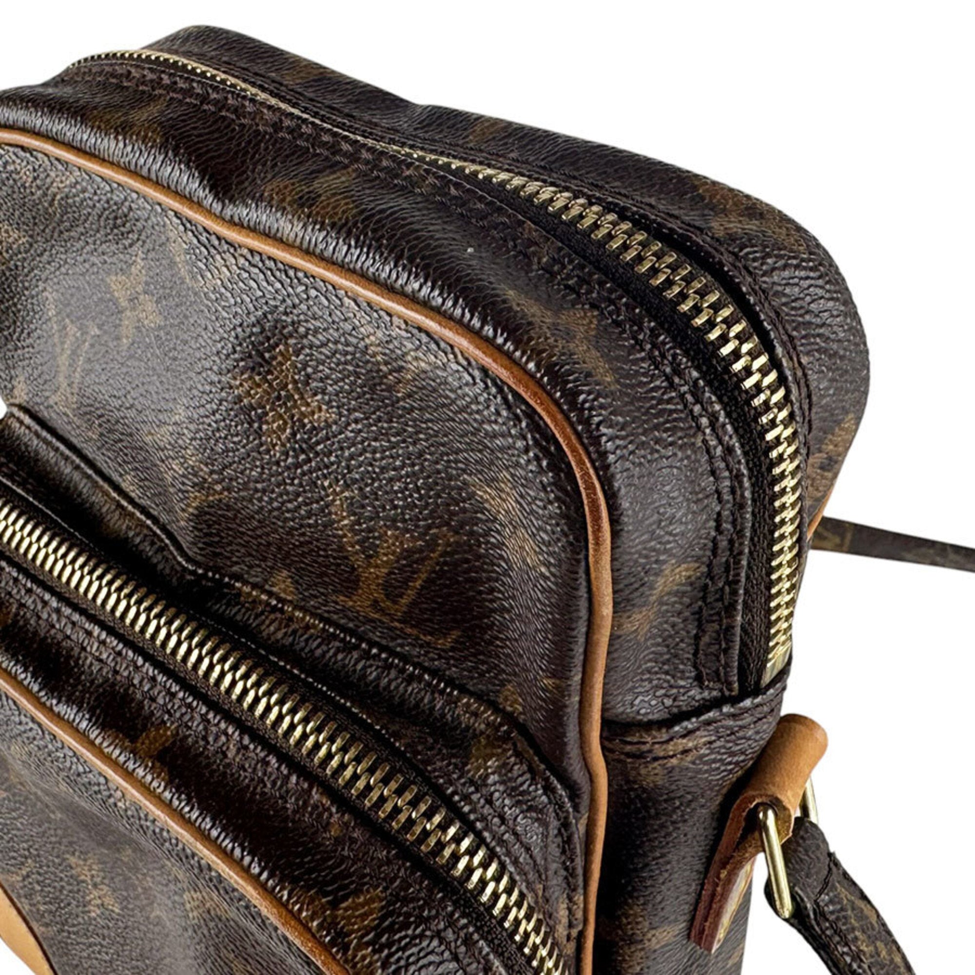 Louis Vuitton Brown Monogram Monogram Shoulder Bag (Pre-Owned)