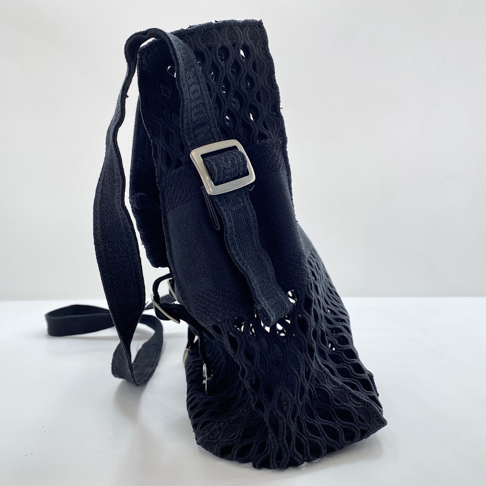 Christian Dior Black Canvas Shoulder Bag (Pre-Owned)