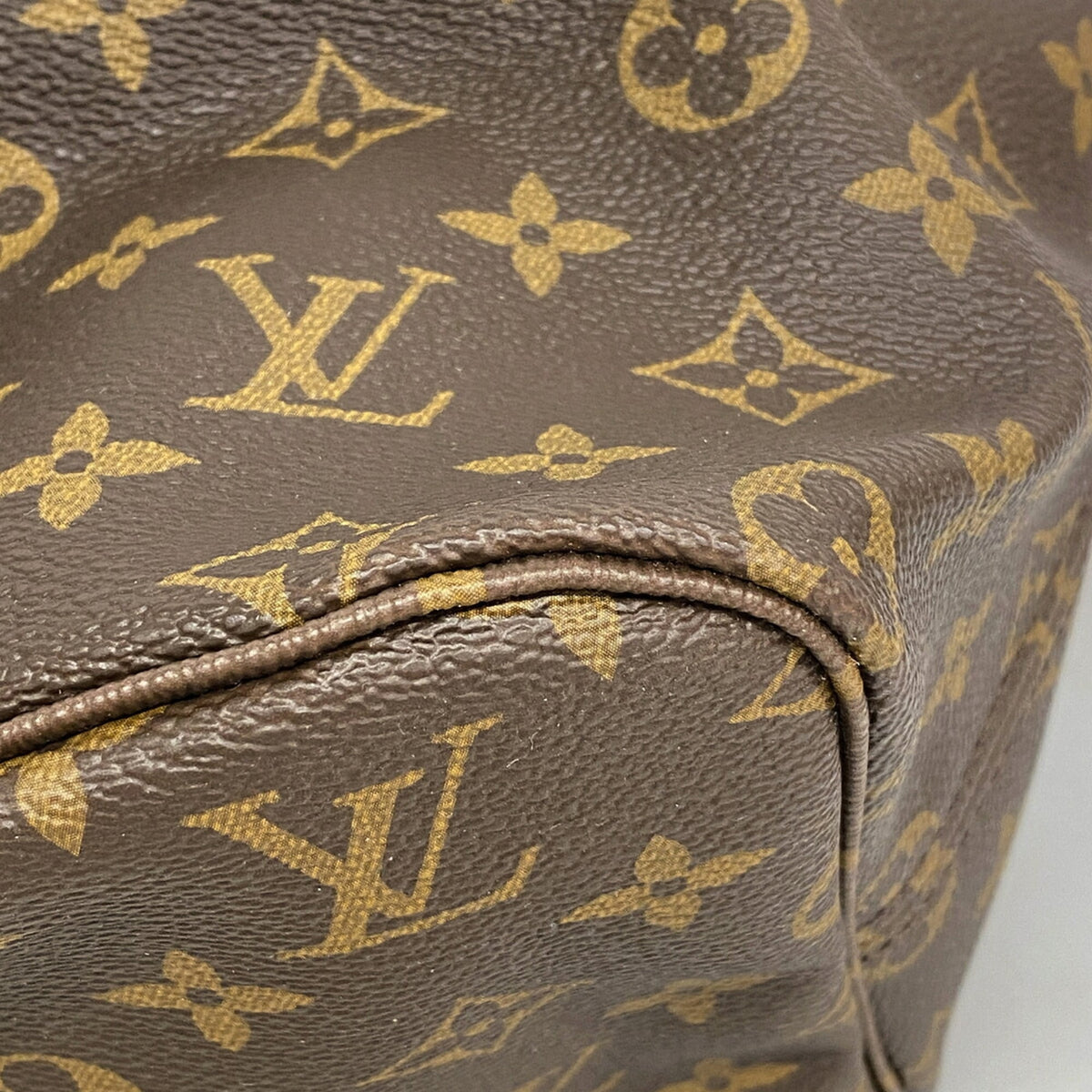 Louis Vuitton Brown Tote Bag (Pre-Owned)