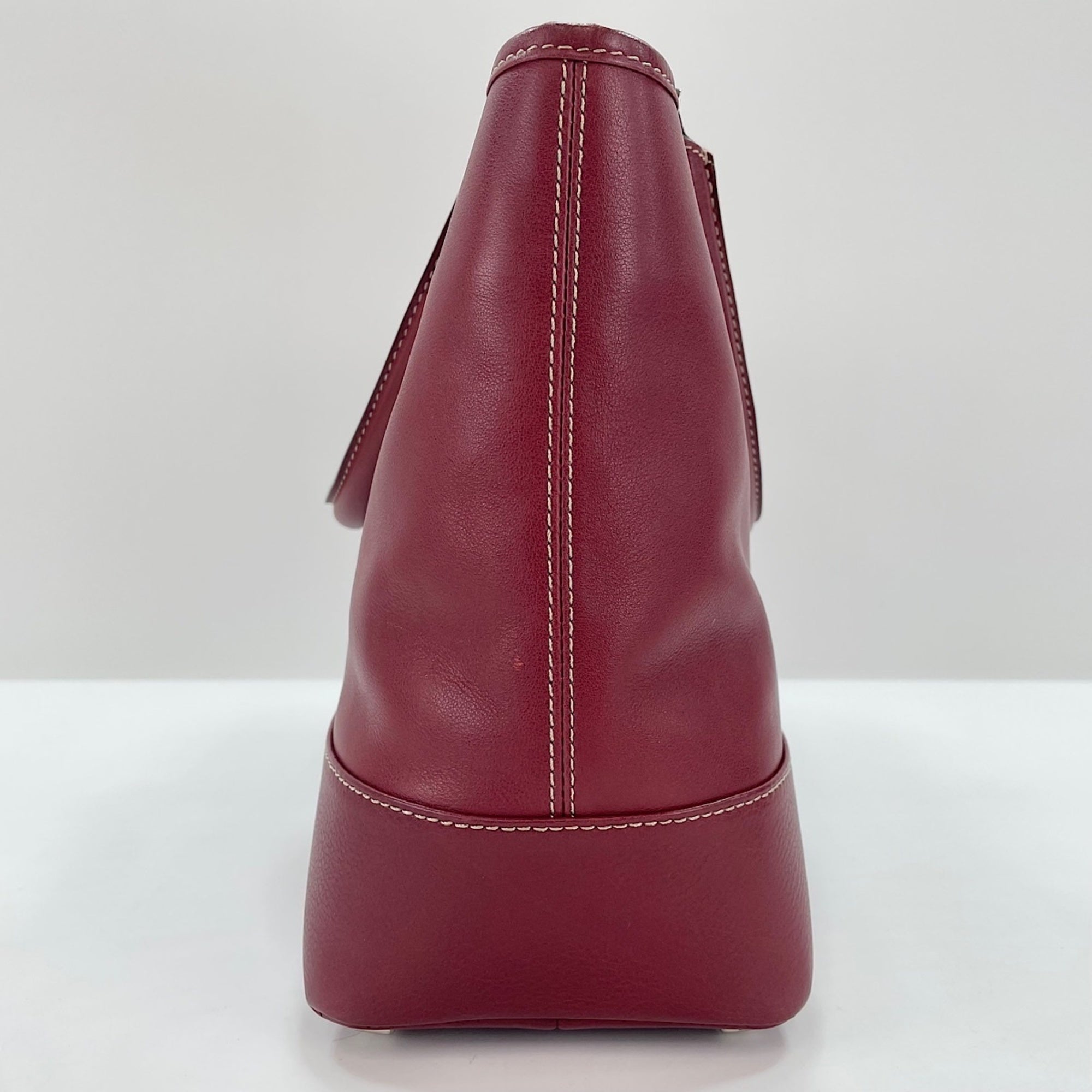 Loewe Red Color Handbag (Pre-Owned)