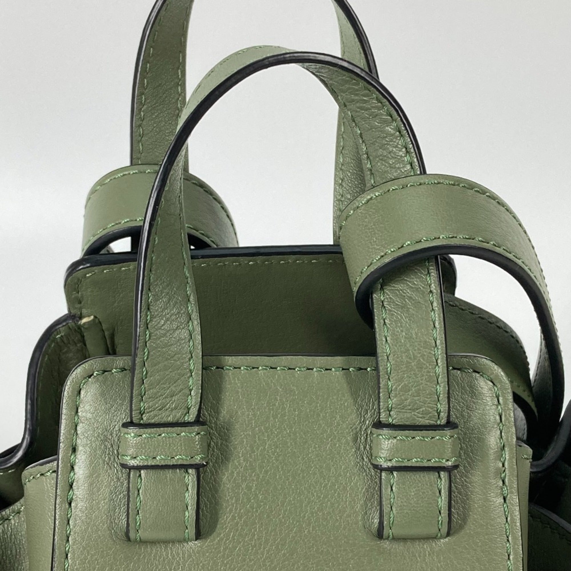 Loewe Khaki Leather Handbag Shoulder Bag (Pre-Owned)
