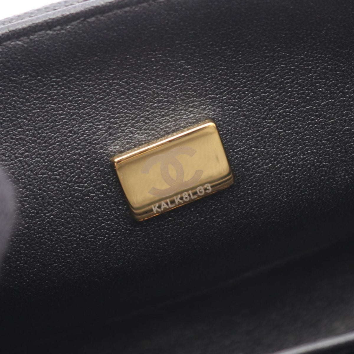 Chanel Black Grained Calfskin Handbag Shoulder Bag (Pre-Owned)