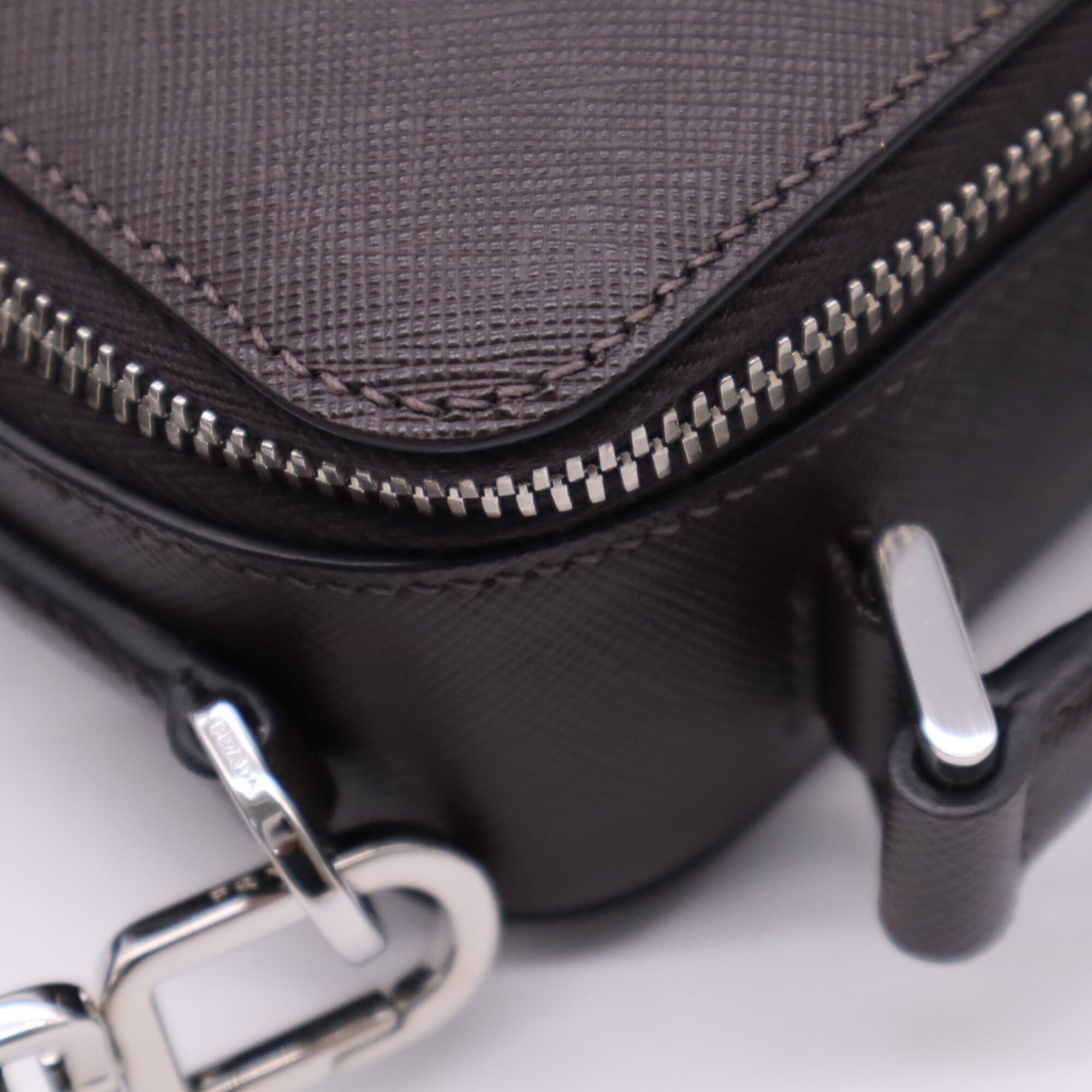 Prada Saffiano Brown Saffiano Shoulder Bag (Pre-Owned)