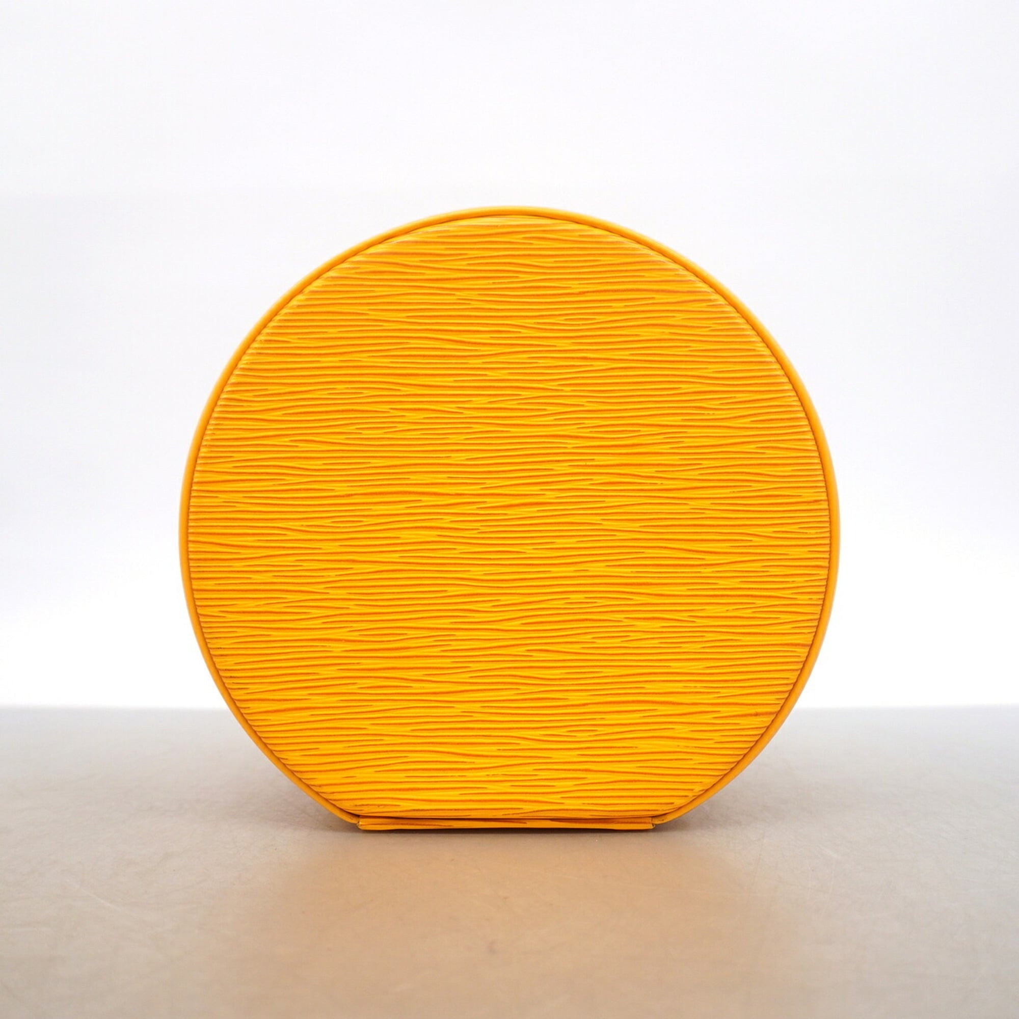 Louis Vuitton Jaune Handbag (Pre-Owned)