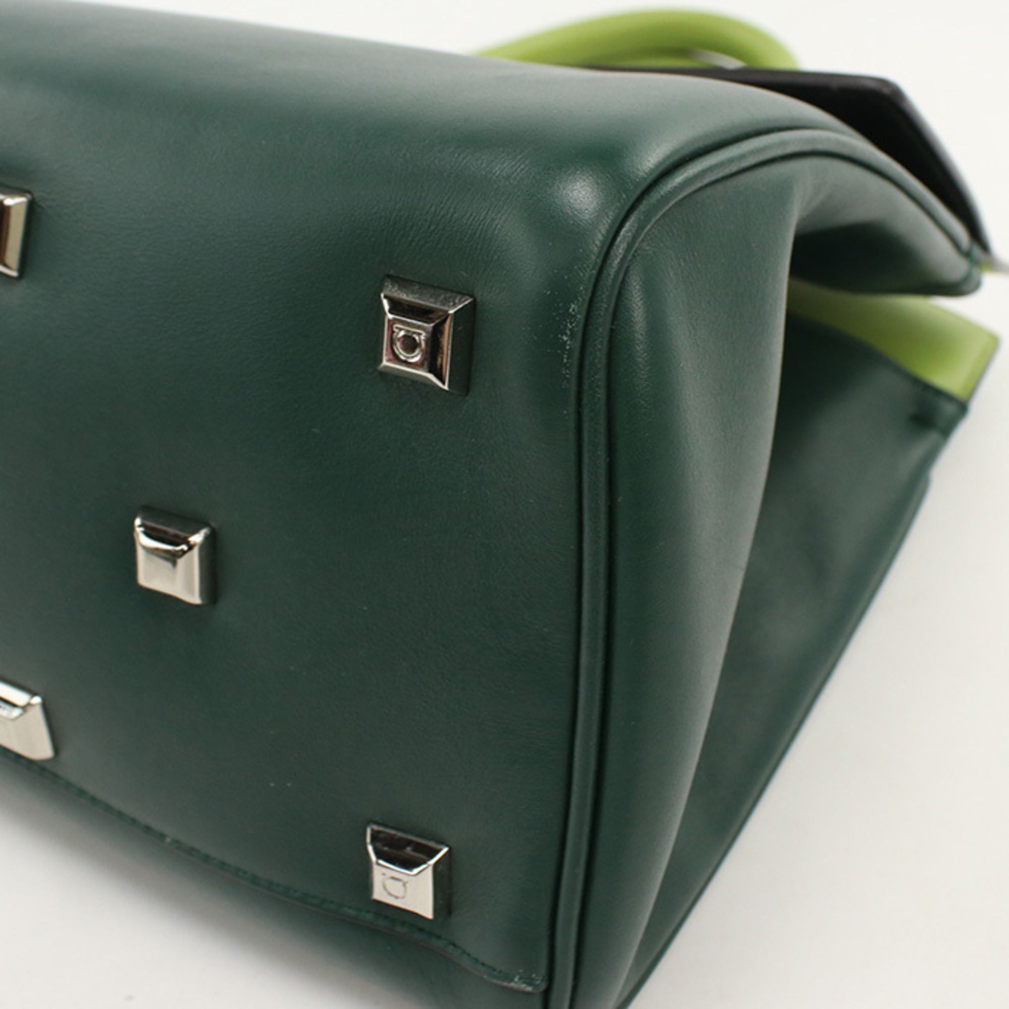 Salvatore Ferragamo Green Leather Tote Bag (Pre-Owned)