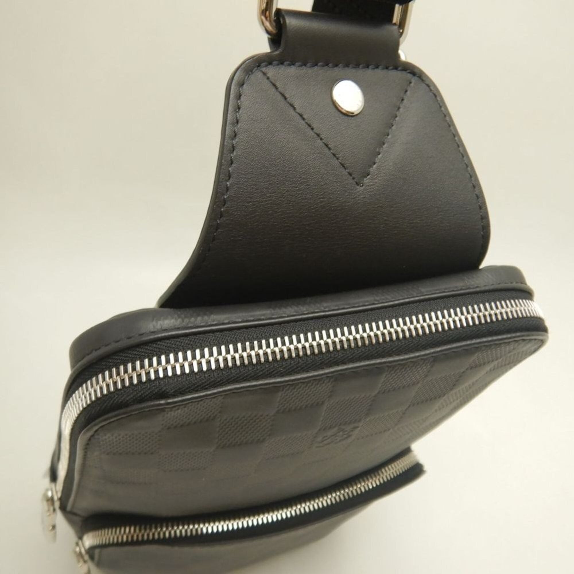 Louis Vuitton Damier Infini Onyx Damier Infini Sling Bag (Pre-Owned)