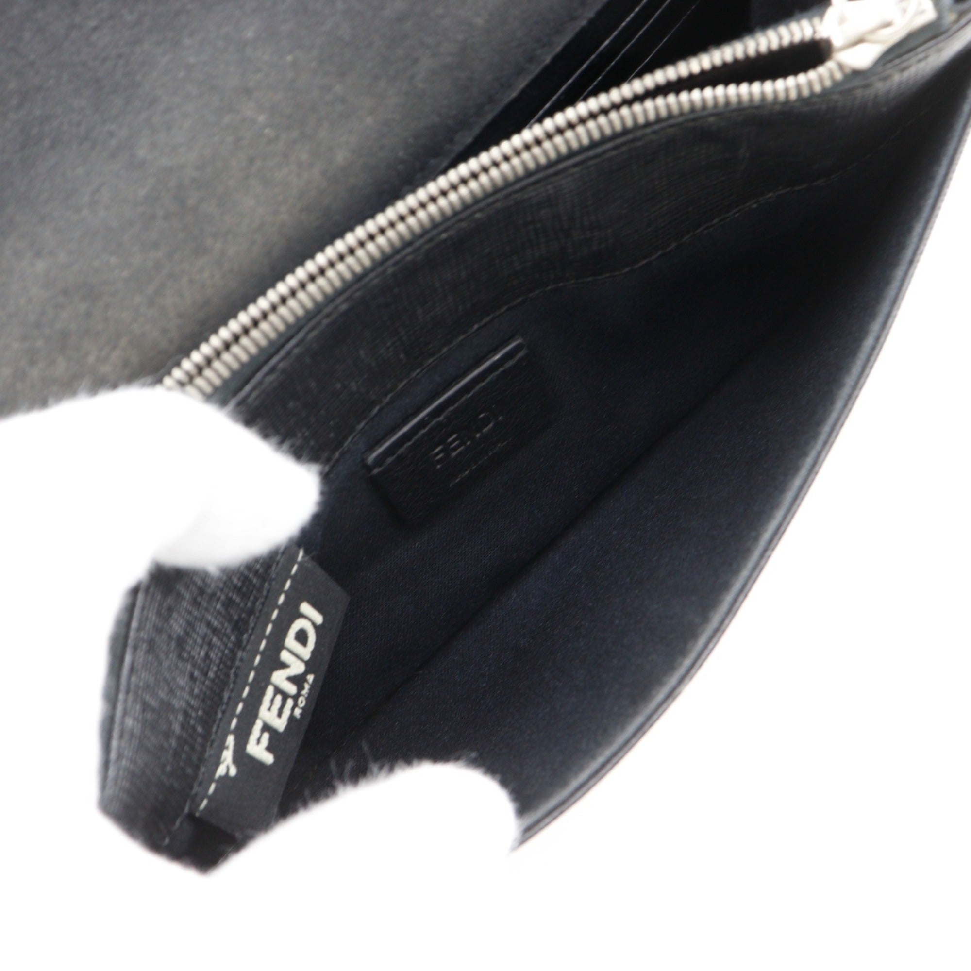 Fendi Black Leather Shoulder Bag (Pre-Owned)