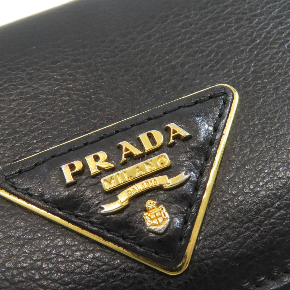 Prada Black Leather Long Wallet (Bi-Fold) (Pre-Owned)