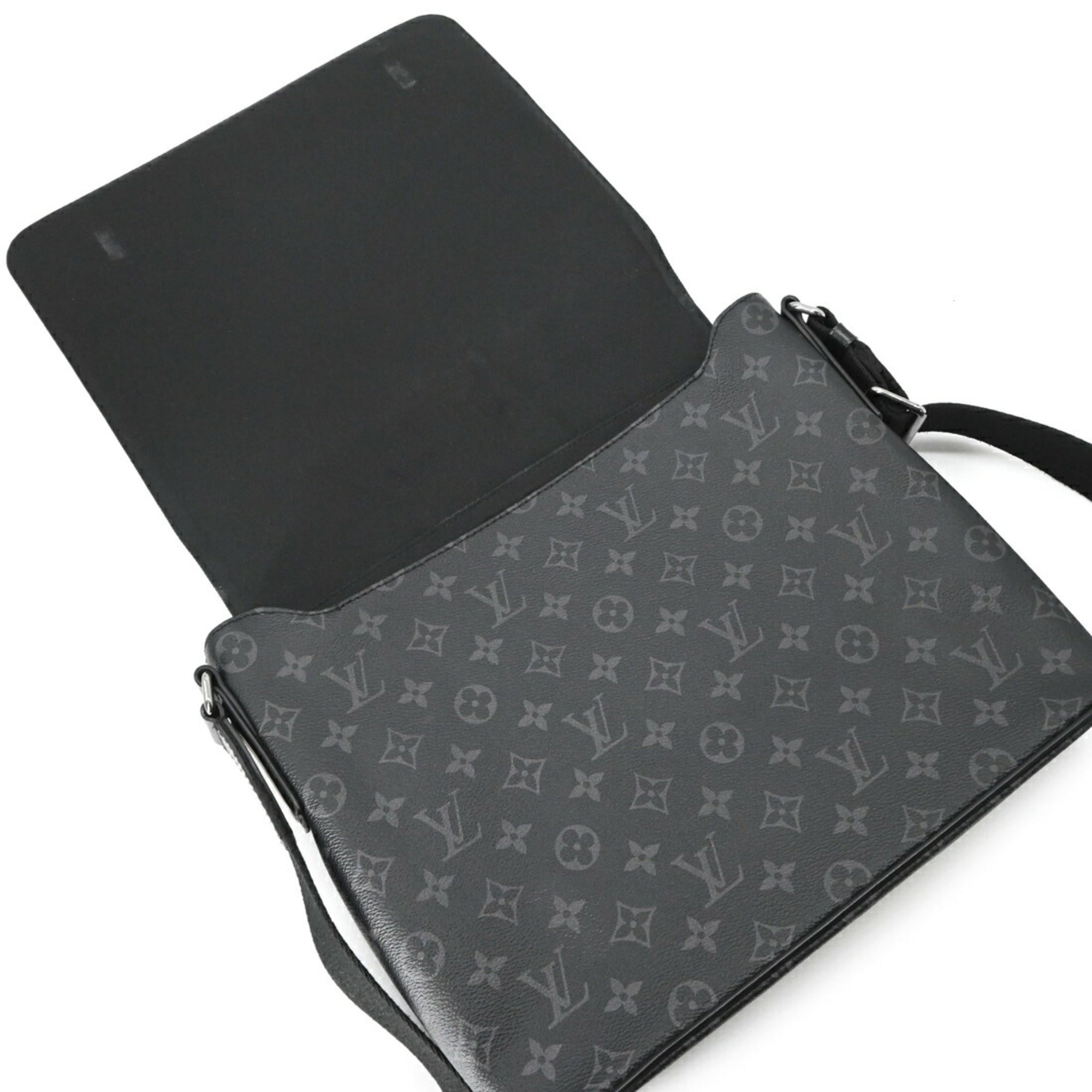 Louis Vuitton Black Monogram Eclipse Messenger Bag Shoulder Bag (Pre-Owned)