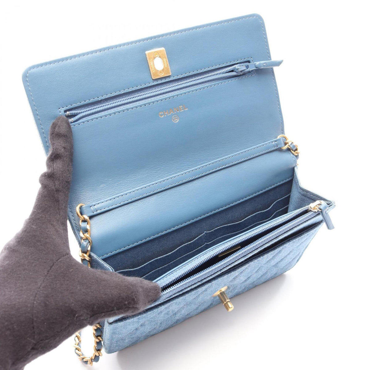 Chanel Blue Denim Handbag Shoulder Bag (Pre-Owned)
