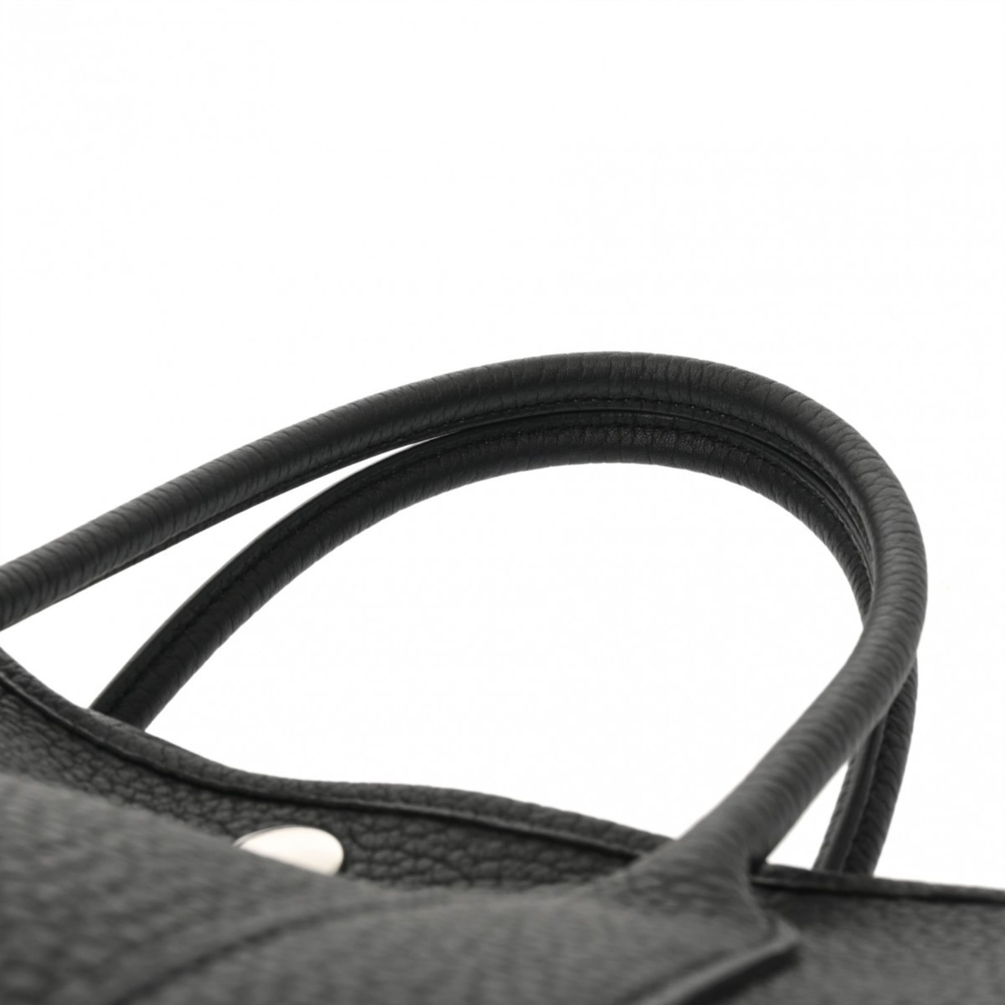 Hermes Black Negonda Leather Handbag (Pre-Owned)