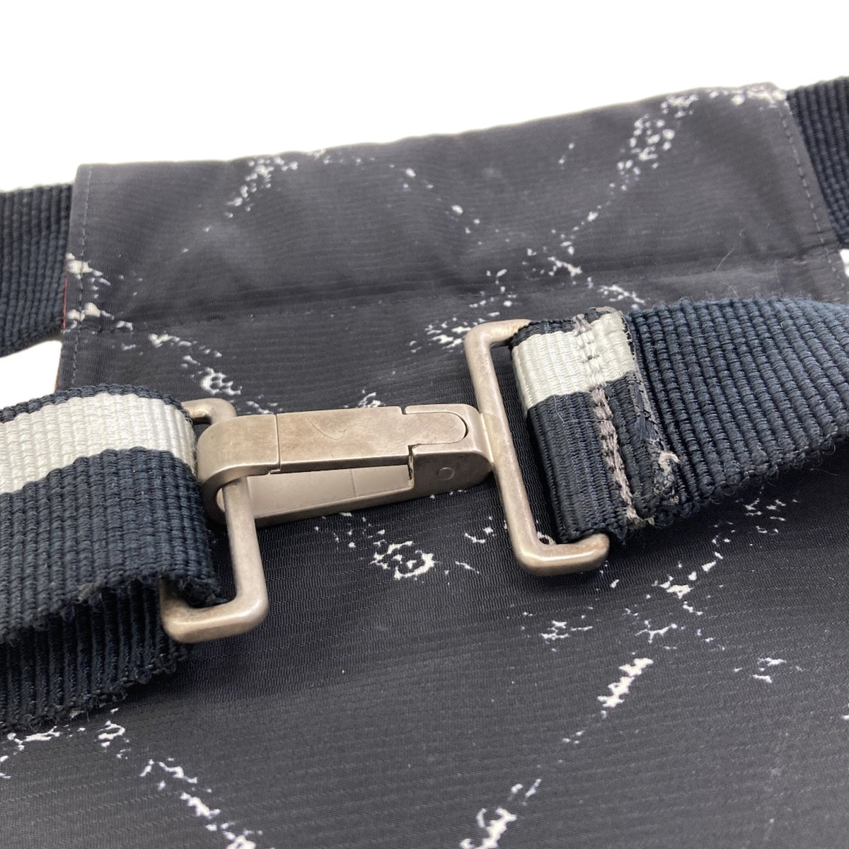 Chanel Black Nylon Fanny Pack (Pre-Owned)