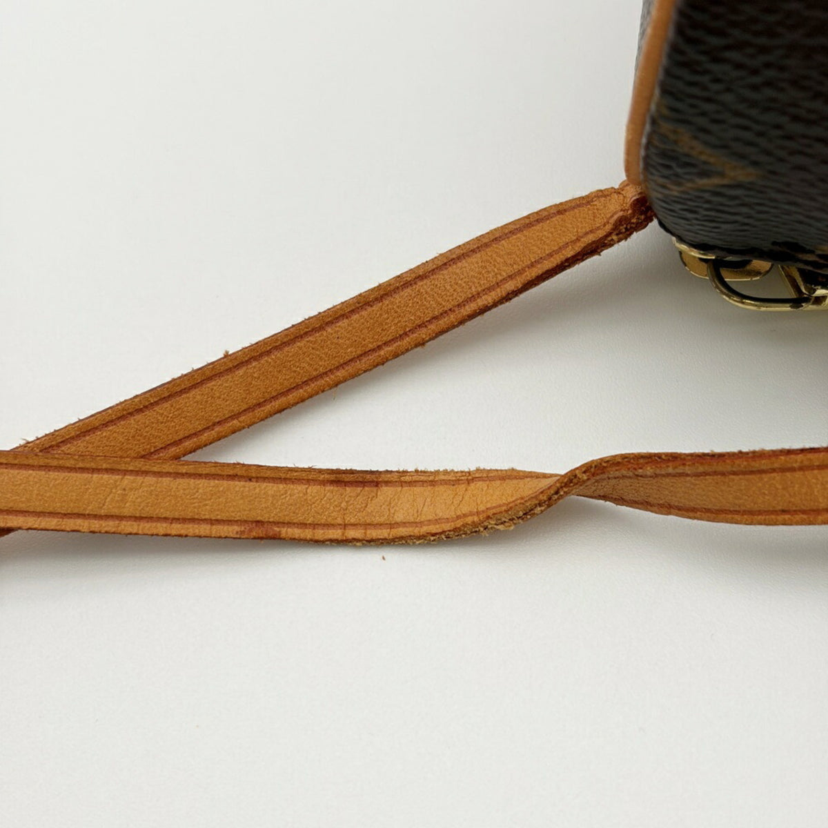 Louis Vuitton Monogram Brown Monogram Leather Boston Bag Tote Bag (Pre-Owned)