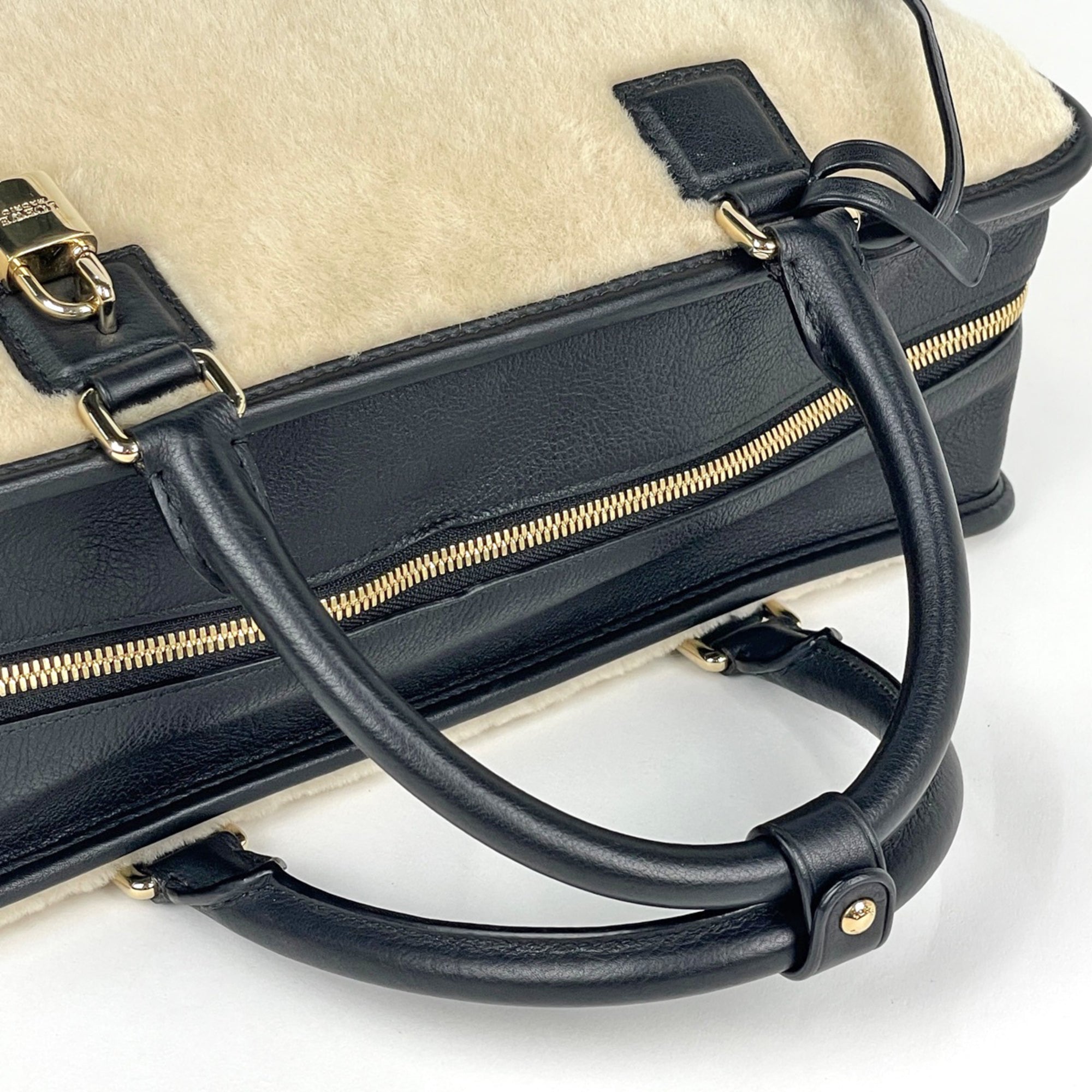 Loewe Amazona Black Ivory Leather Handbag (Pre-Owned)